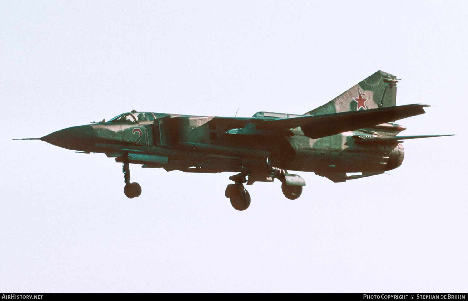 Aircraft Photo of 21 red | Mikoyan-Gurevich MiG-23MLD | Soviet Union - Air Force | AirHistory.net #477928