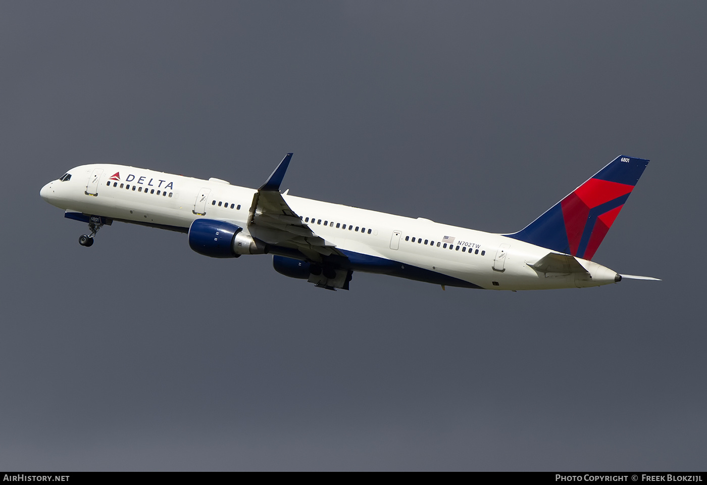 Aircraft Photo of N702TW | Boeing 757-2Q8 | Delta Air Lines | AirHistory.net #478076