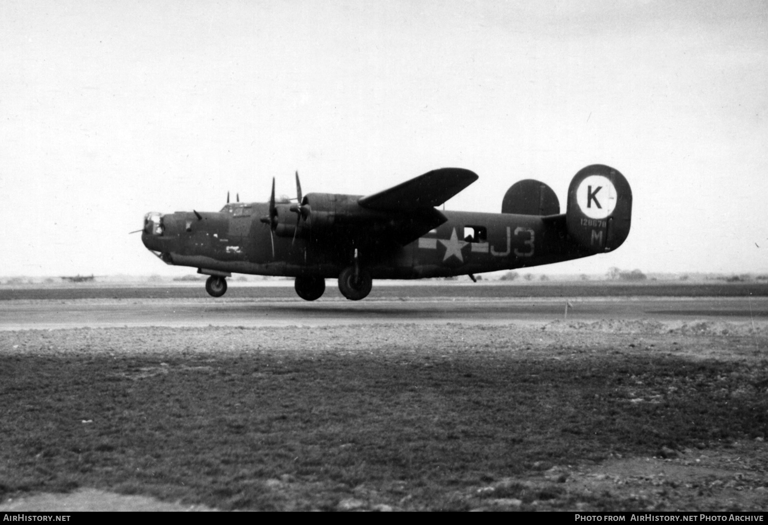 Aircraft Photo of 41-28678 / 128678 | Consolidated B-24H Liberator | USA - Air Force | AirHistory.net #478134