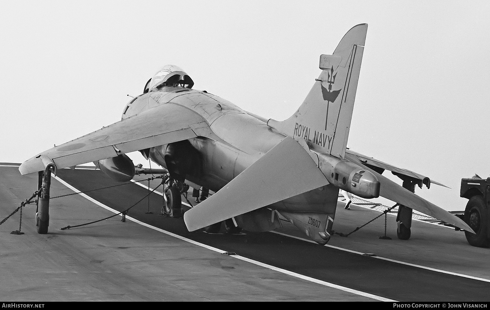 Aircraft Photo of ZD607 | British Aerospace Sea Harrier FRS1 | UK - Navy | AirHistory.net #478155