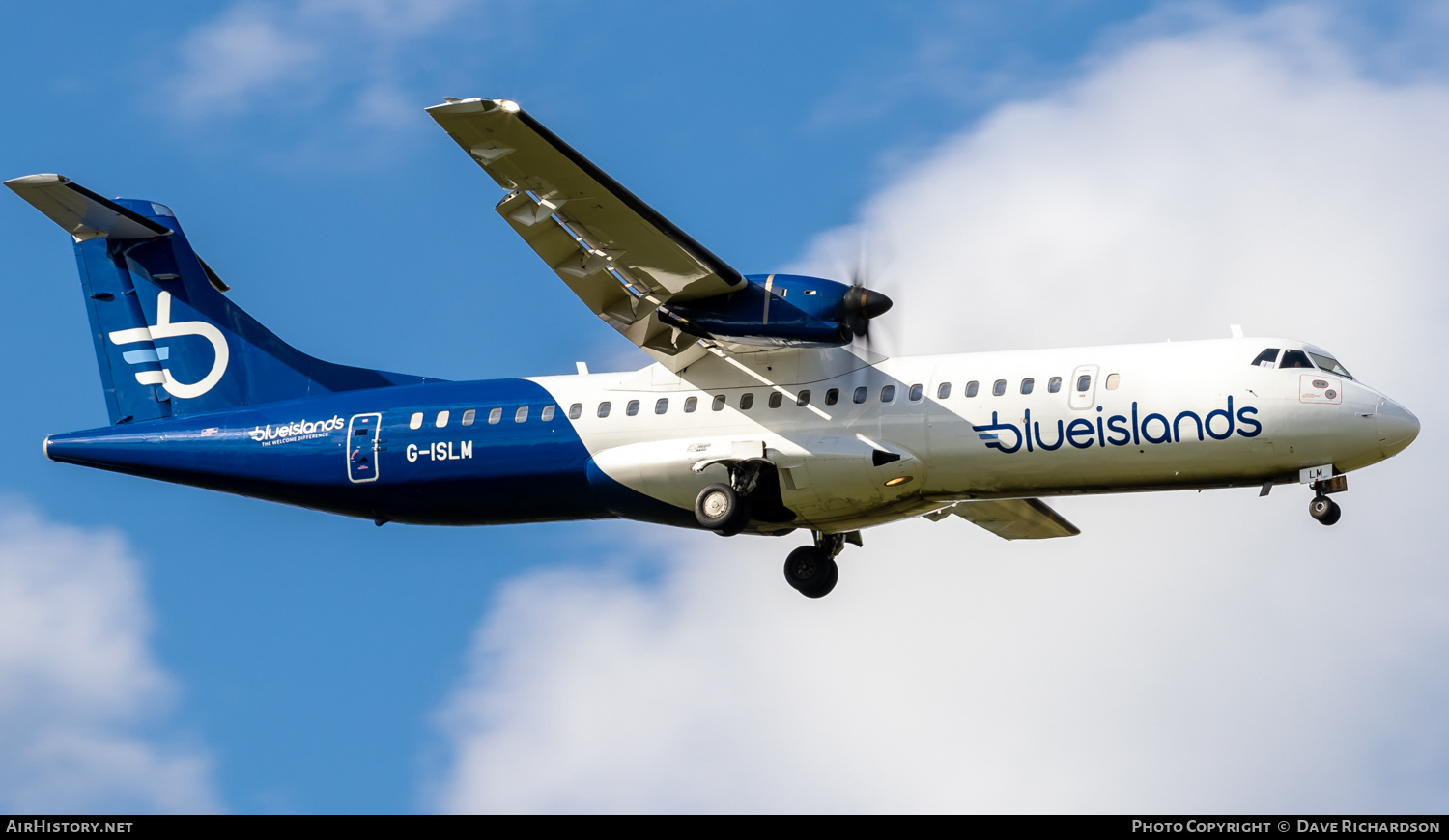 Aircraft Photo of G-ISLM | ATR ATR-72-500 (ATR-72-212A) | Blue Islands | AirHistory.net #478266