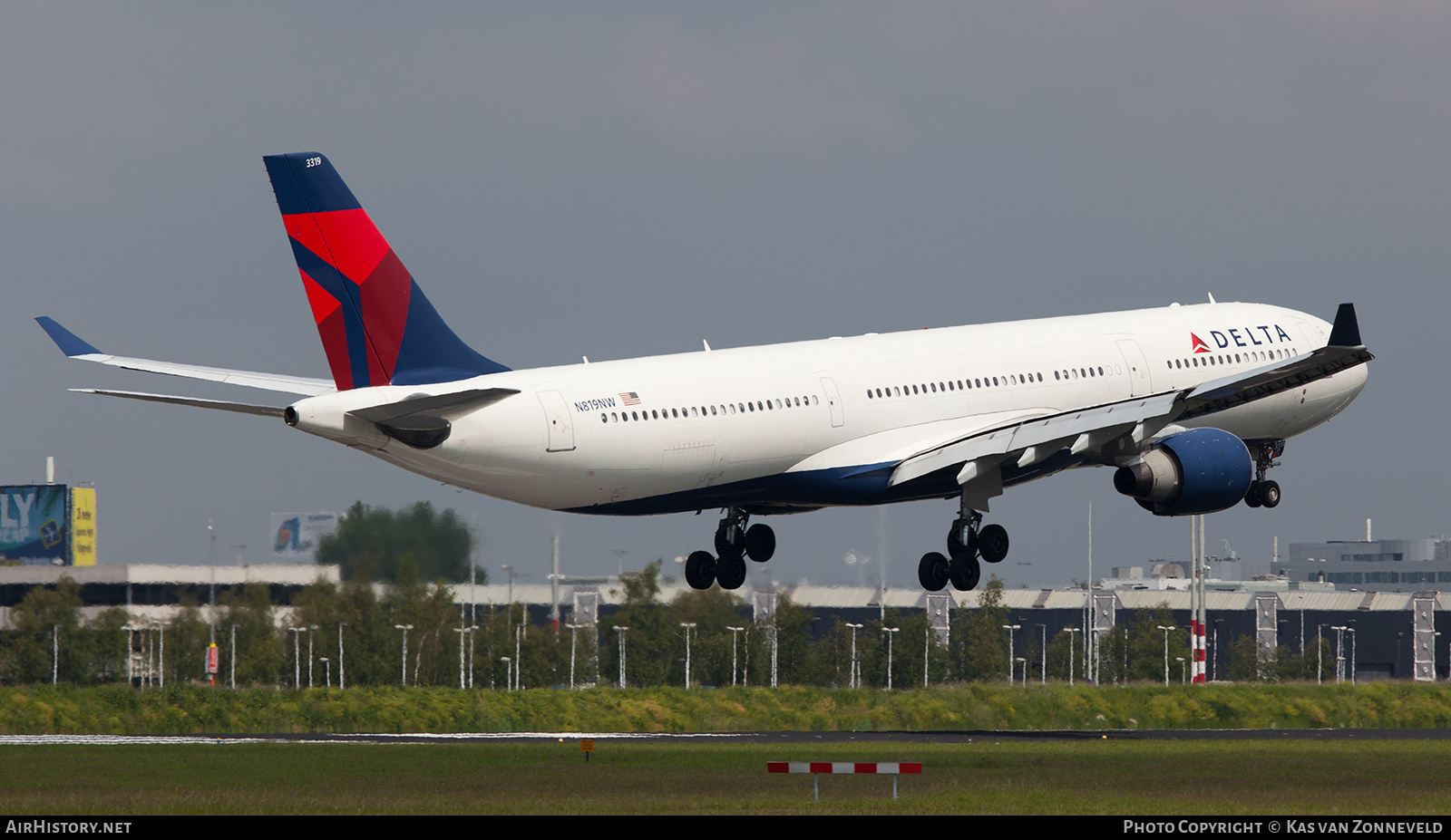 Aircraft Photo of N819NW | Airbus A330-323 | Delta Air Lines | AirHistory.net #478272
