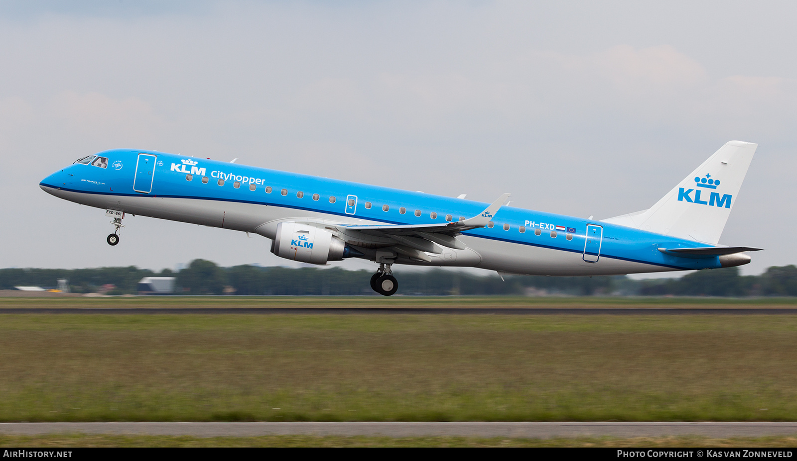 Aircraft Photo of PH-EXD | Embraer 190STD (ERJ-190-100STD) | KLM Cityhopper | AirHistory.net #478275