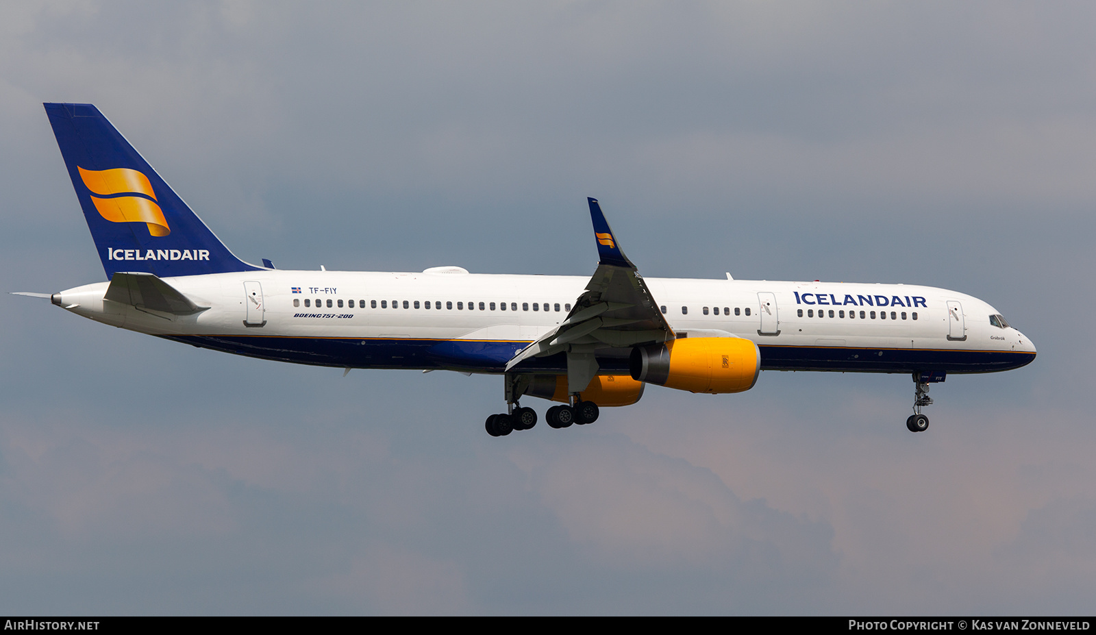 Aircraft Photo of TF-FIY | Boeing 757-256 | Icelandair | AirHistory.net #478278