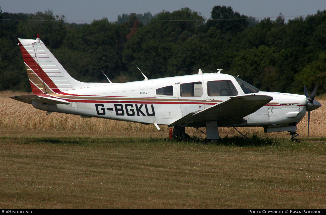 Aircraft Photo of G-BGKU | Piper PA-28R-201 Arrow III | AirHistory.net #478573