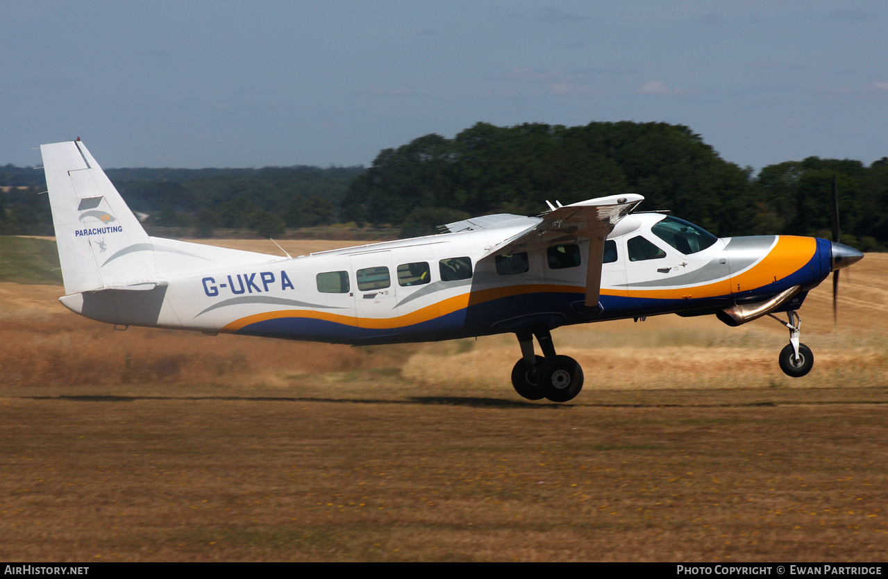 Aircraft Photo of G-UKPA | Cessna 208B Grand Caravan | UK Parachute Services | AirHistory.net #478702
