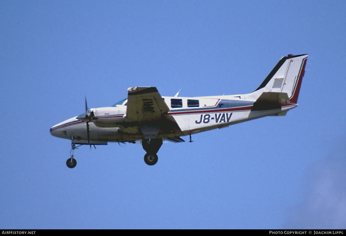 Aircraft Photo of J8-VAV | Beech 58 Baron | AirHistory.net #478731