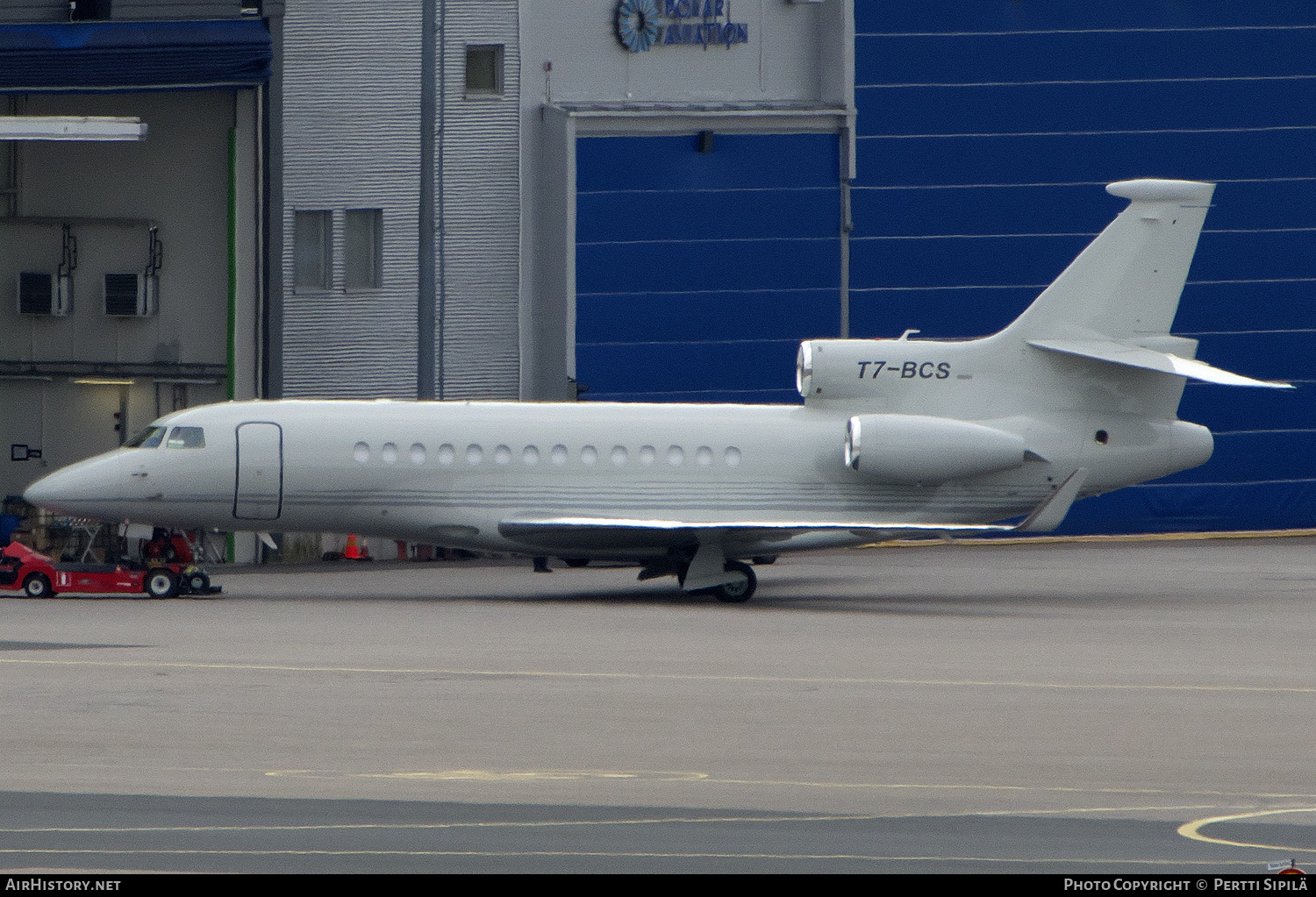 Aircraft Photo of T7-BCS | Dassault Falcon 7X | AirHistory.net #478807