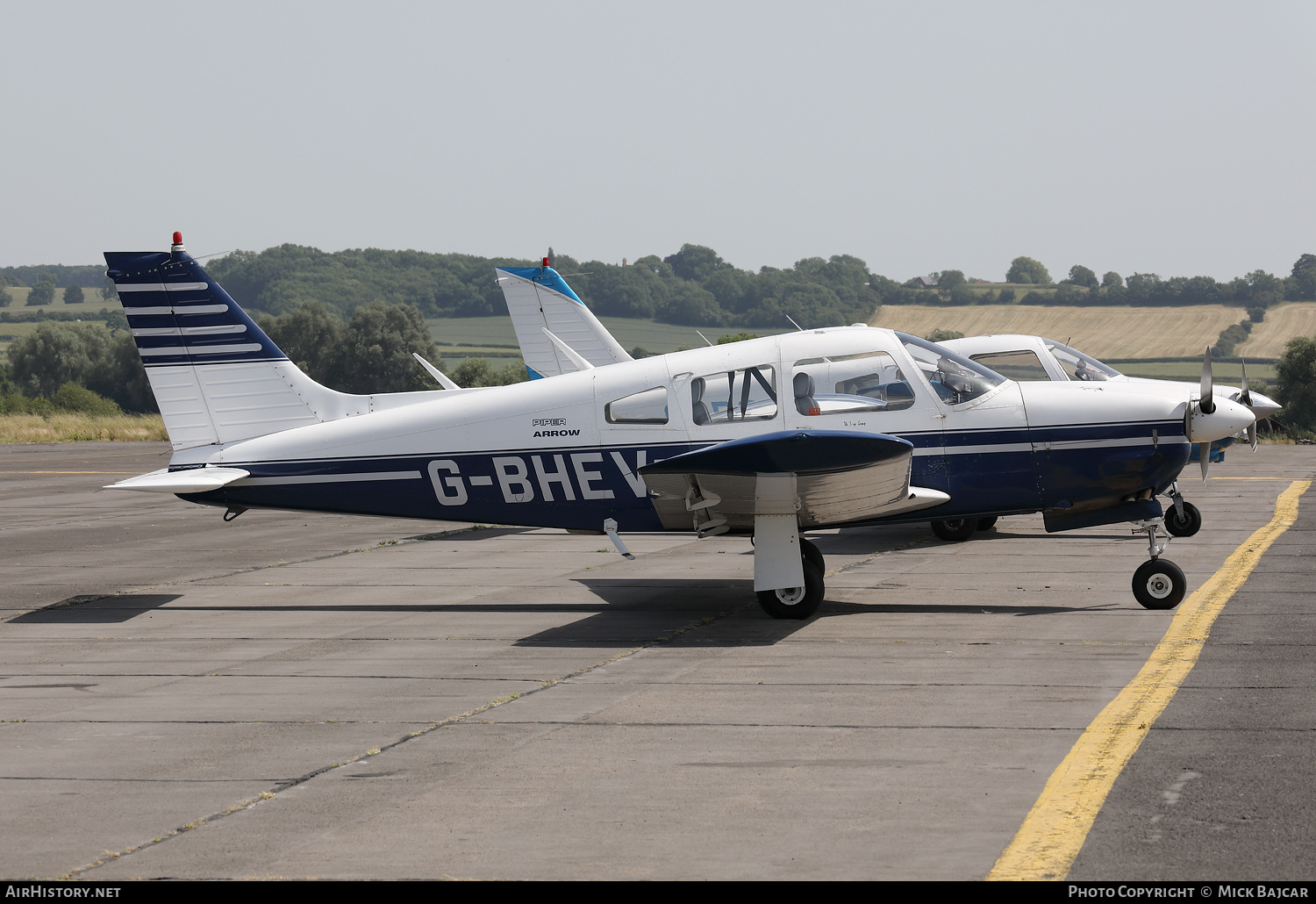 Aircraft Photo of G-BHEV | Piper PA-28R-200 Cherokee Arrow II | AirHistory.net #479000