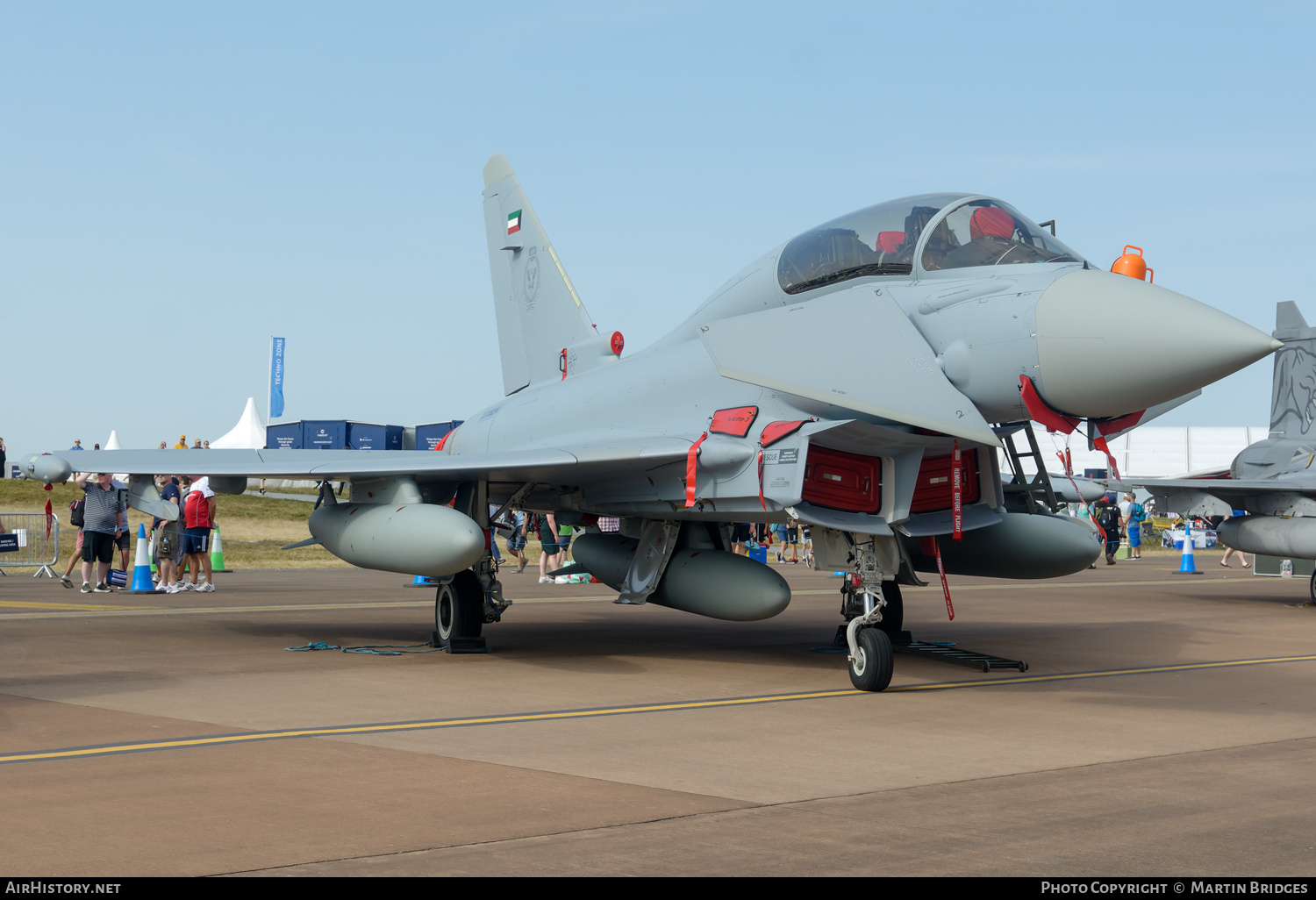 Aircraft Photo of CSX55274 | Eurofighter EF-2000 Typhoon T | Kuwait - Air Force | AirHistory.net #479012