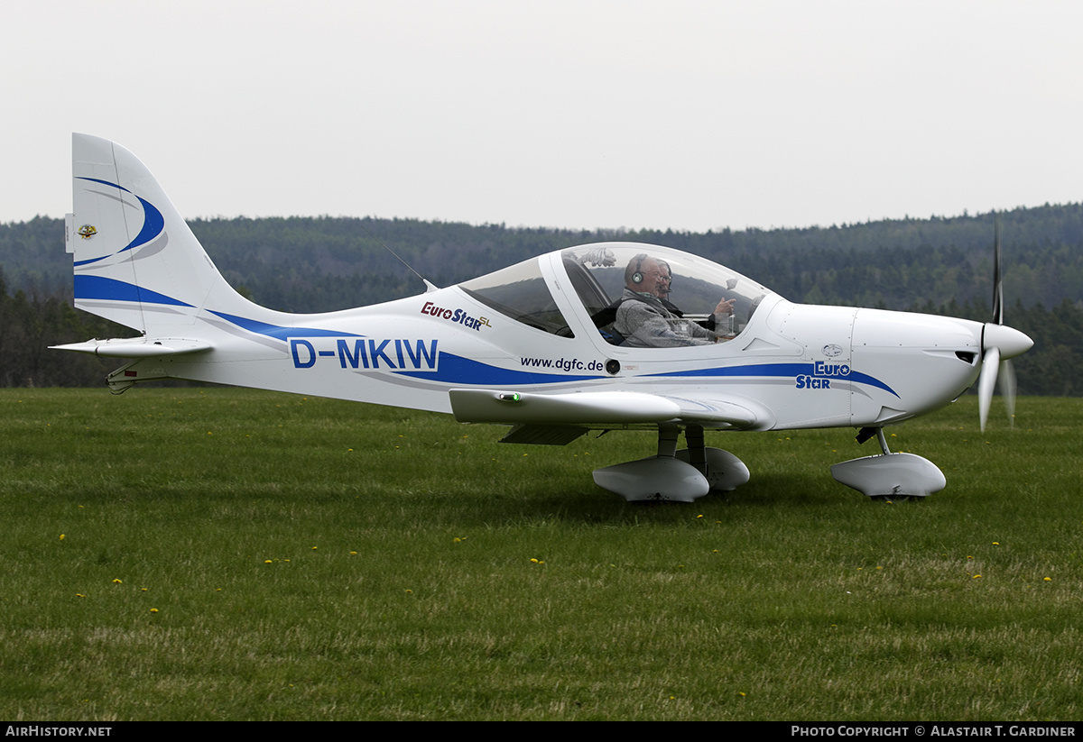Aircraft Photo of D-MKIW | Evektor-Aerotechnik EV-97 EuroStar SL | AirHistory.net #479200