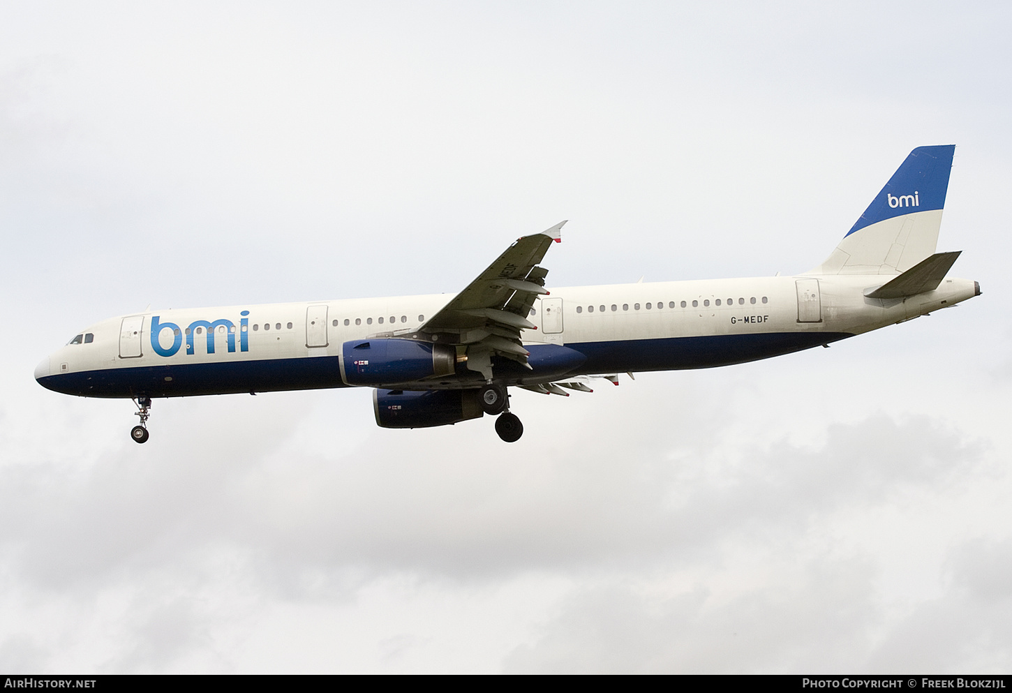 Aircraft Photo of G-MEDF | Airbus A321-231 | BMI - British Midland International | AirHistory.net #479236