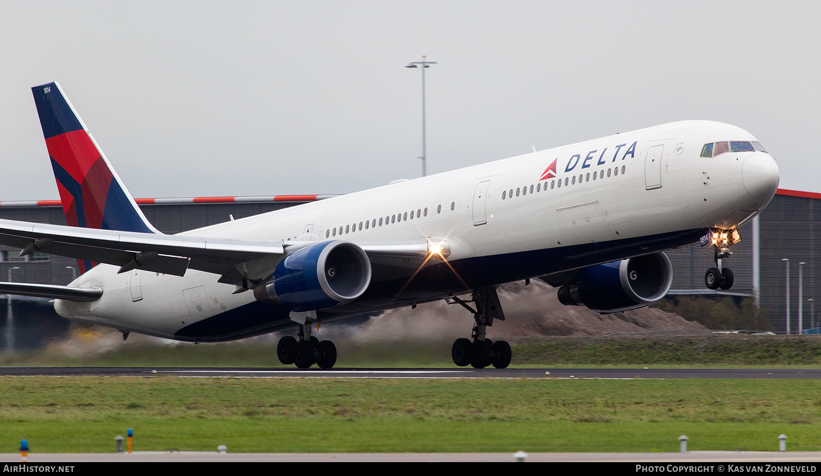 Aircraft Photo of N838MH | Boeing 767-432/ER | Delta Air Lines | AirHistory.net #479246