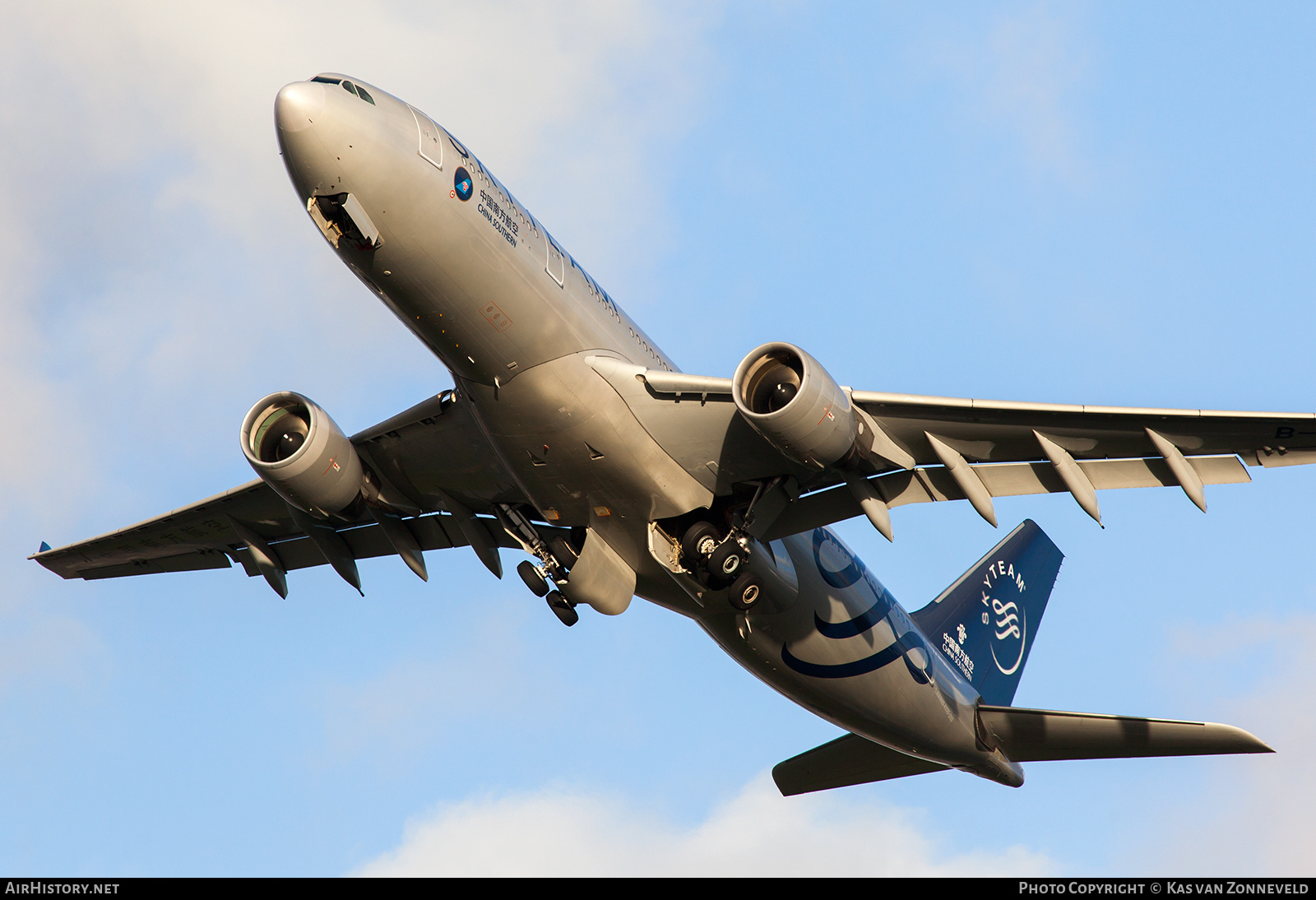 Aircraft Photo of B-6528 | Airbus A330-223 | China Southern Airlines | AirHistory.net #479272