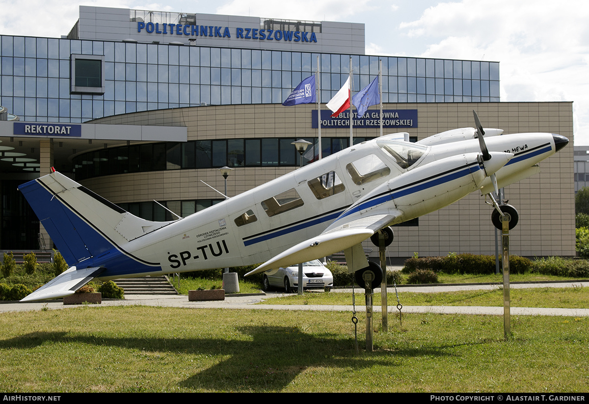 Aircraft Photo of SP-TUI | PZL-Mielec M-20-03 Mewa | Ośrodek kształcenia lotniczego - Politechniki Rzeszowskiej | AirHistory.net #479276