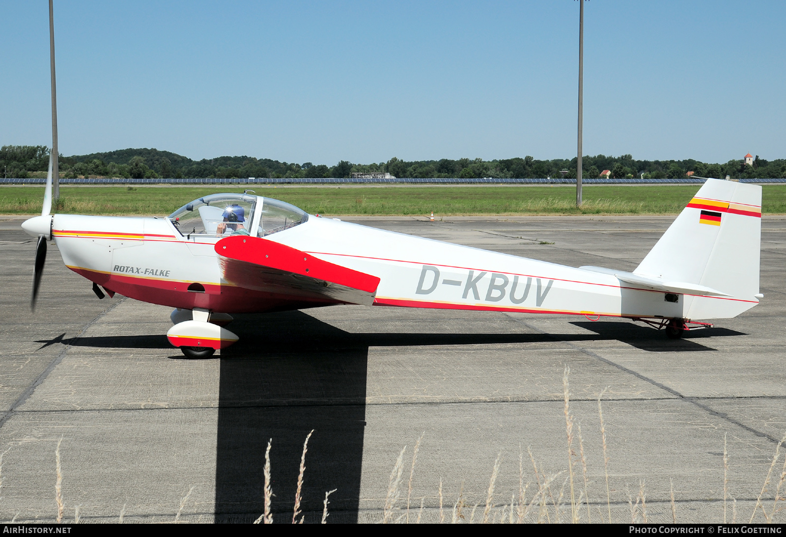 Aircraft Photo of D-KBUV | Scheibe SF-25C/TL Rotax-Falke | AirHistory.net #479419
