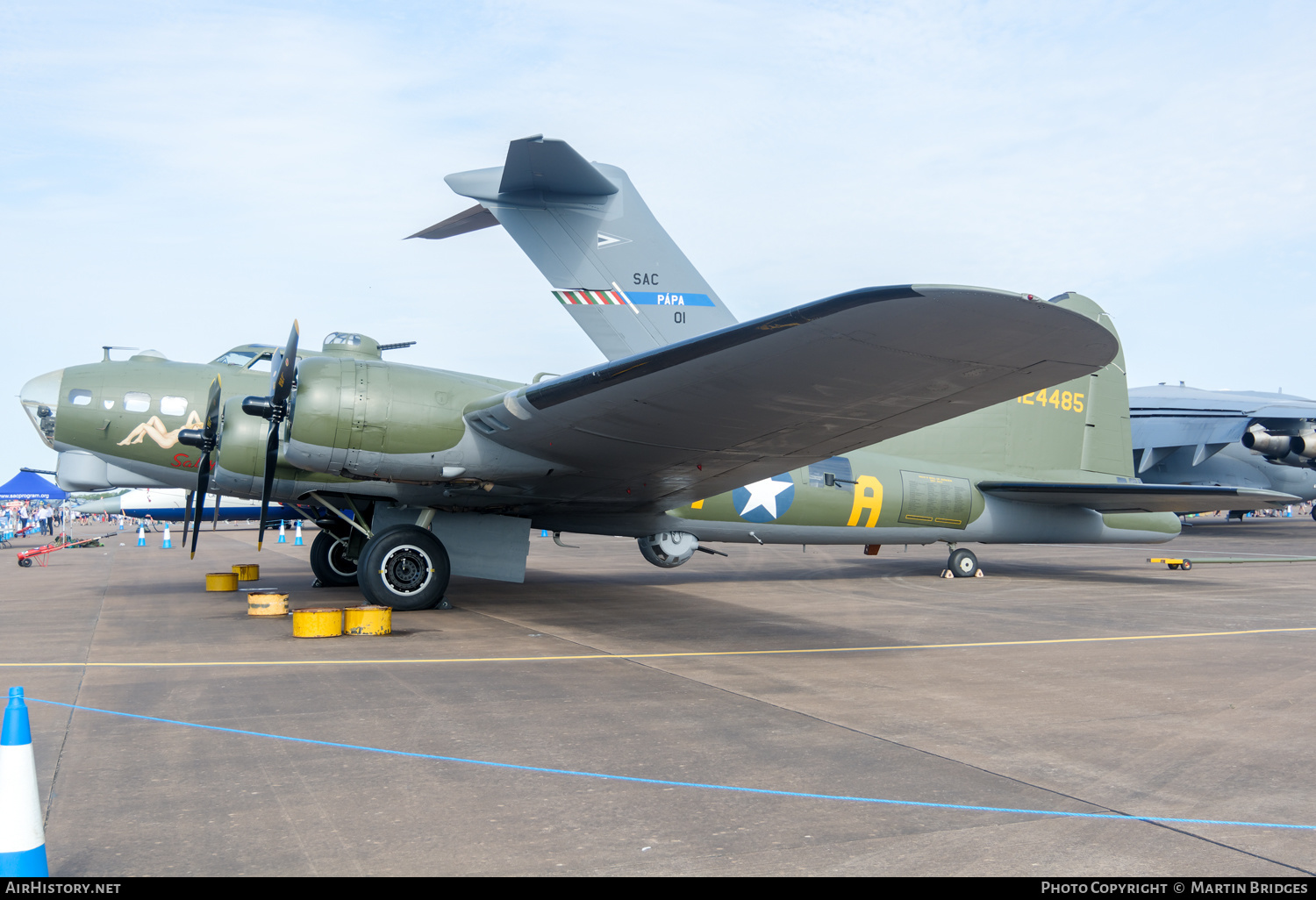 Aircraft Photo of G-BEDF / 124485 | Boeing B-17G Flying Fortress | USA - Air Force | AirHistory.net #479569