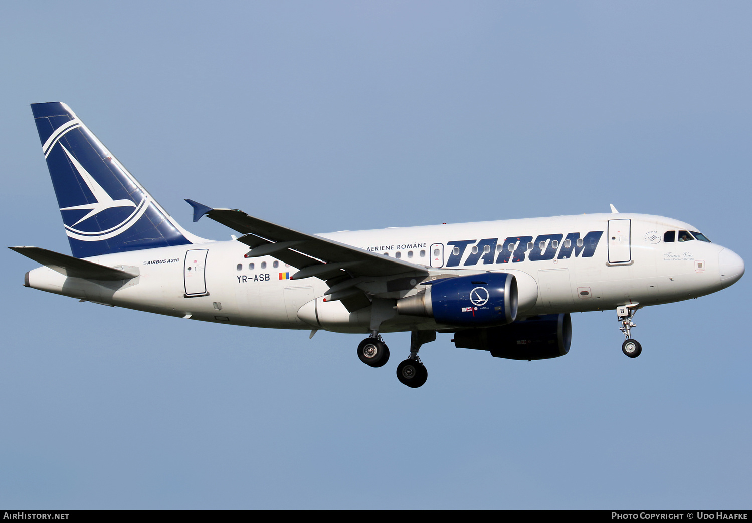 Aircraft Photo of YR-ASB | Airbus A318-111 | TAROM - Transporturile Aeriene Române | AirHistory.net #479707