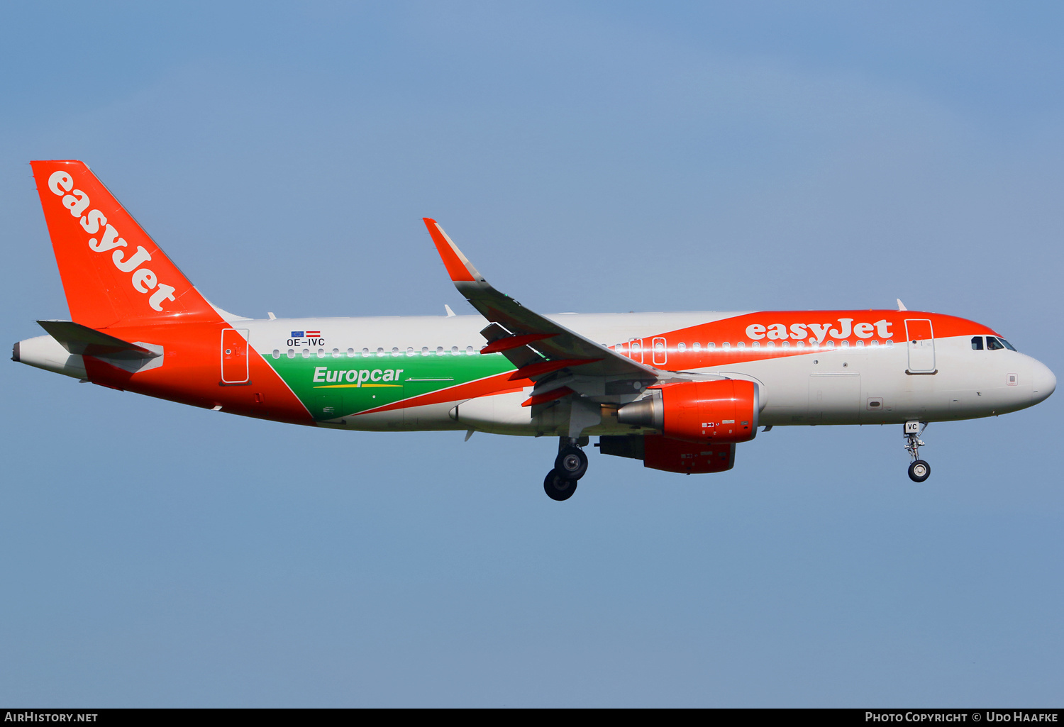 Aircraft Photo of OE-IVC | Airbus A320-214 | EasyJet | AirHistory.net #479722
