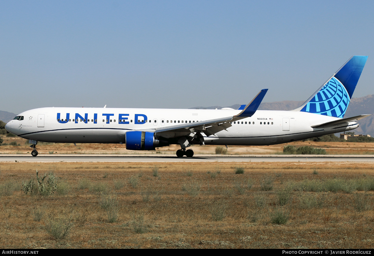 Aircraft Photo of N660UA | Boeing 767-322/ER | United Airlines | AirHistory.net #479765