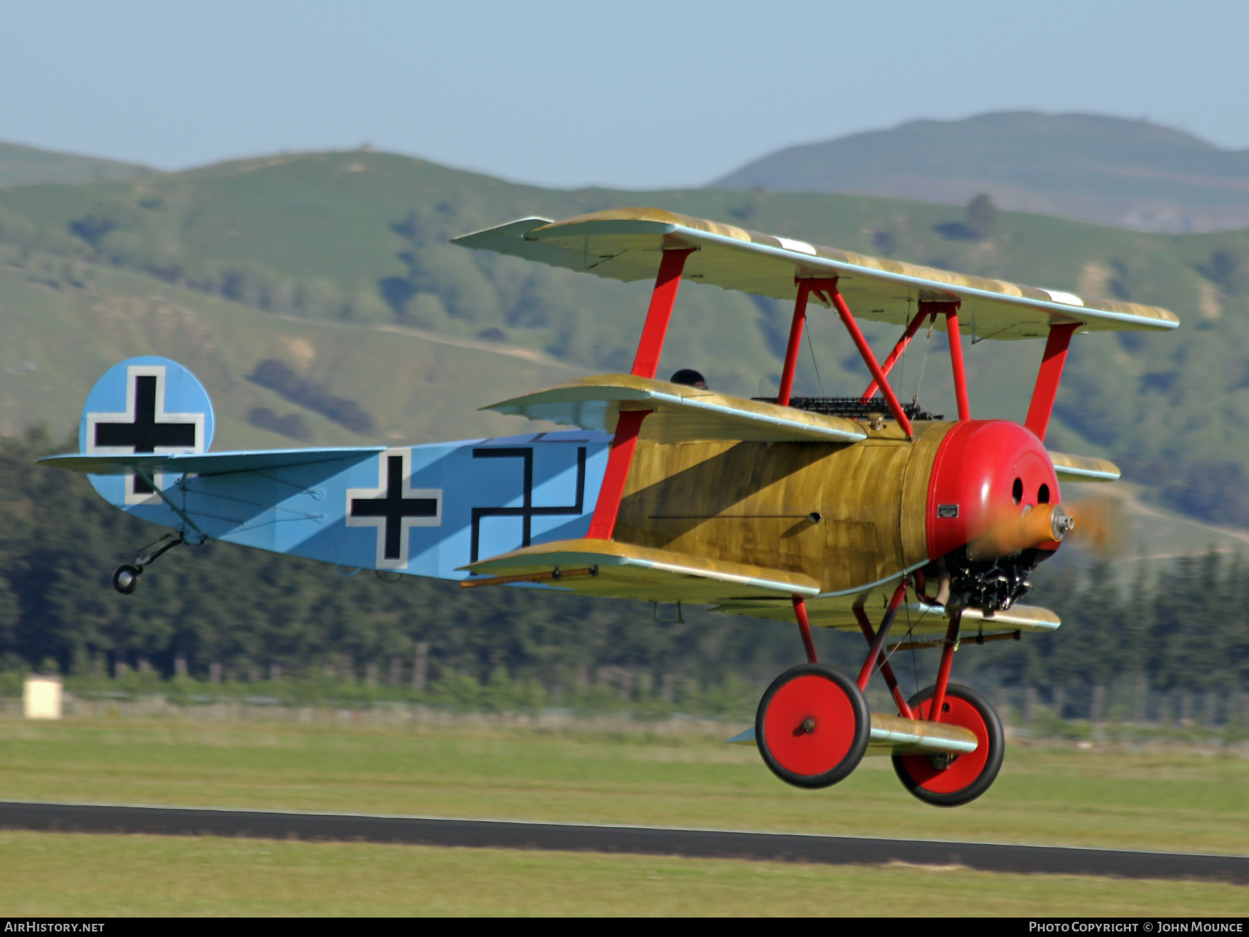 Aircraft Photo of ZK-JOB / 155/17 | Fokker Dr.1 (replica) | Germany - Air Force | AirHistory.net #479938