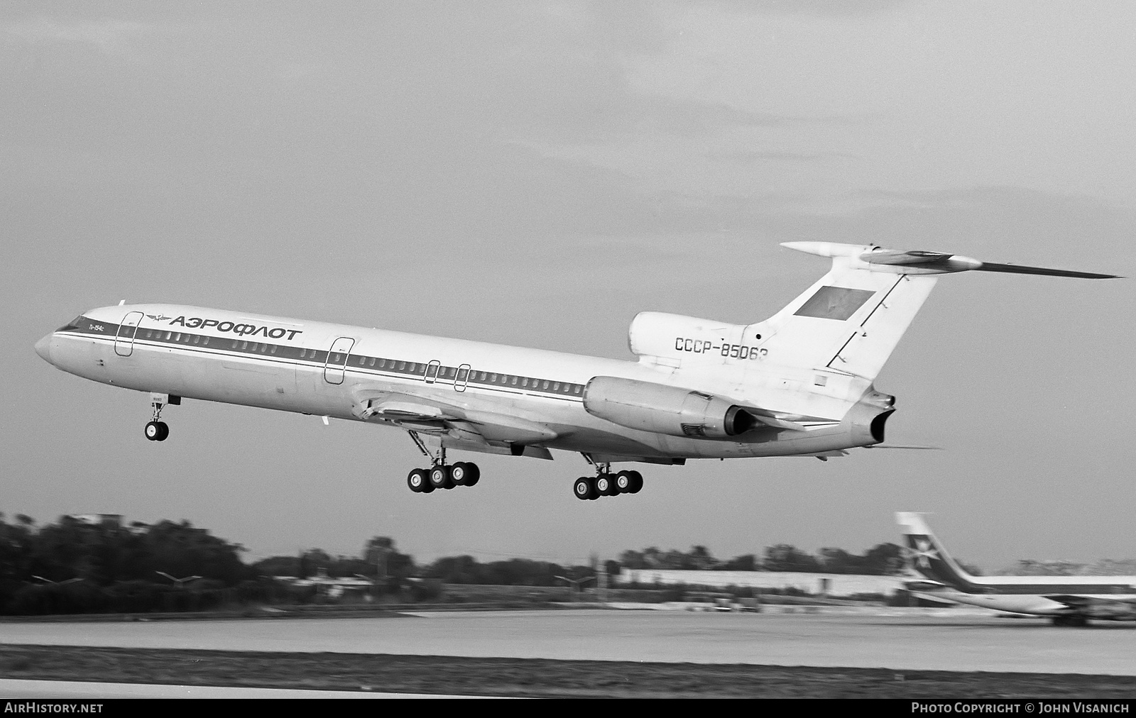 Aircraft Photo of CCCP-85063 | Tupolev Tu-154S | Aeroflot | AirHistory.net #479991
