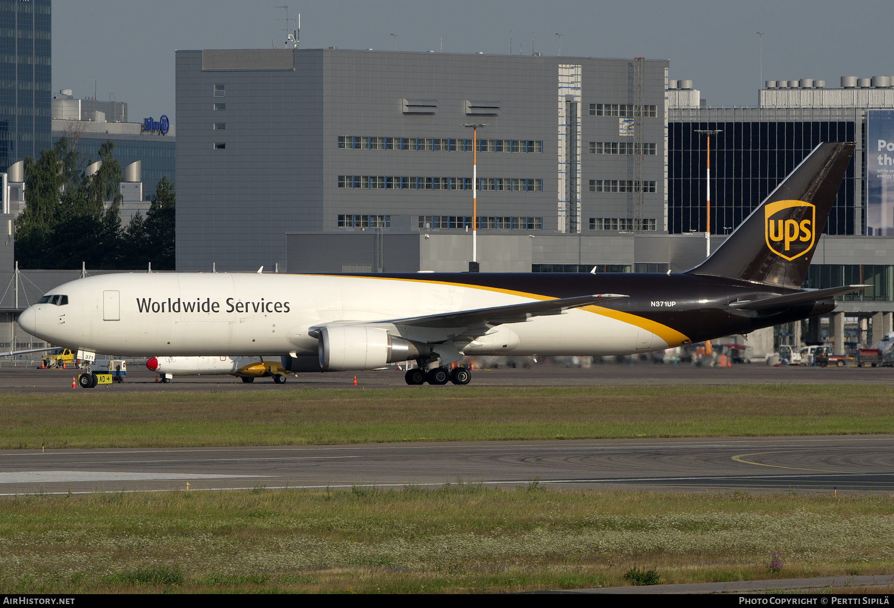 Aircraft Photo of N371UP | Boeing 767-300F | United Parcel Service - UPS | AirHistory.net #480009