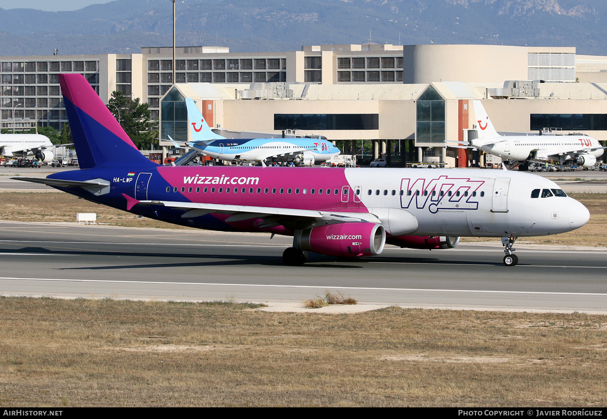 Aircraft Photo of HA-LWP | Airbus A320-232 | Wizz Air | AirHistory.net #480059