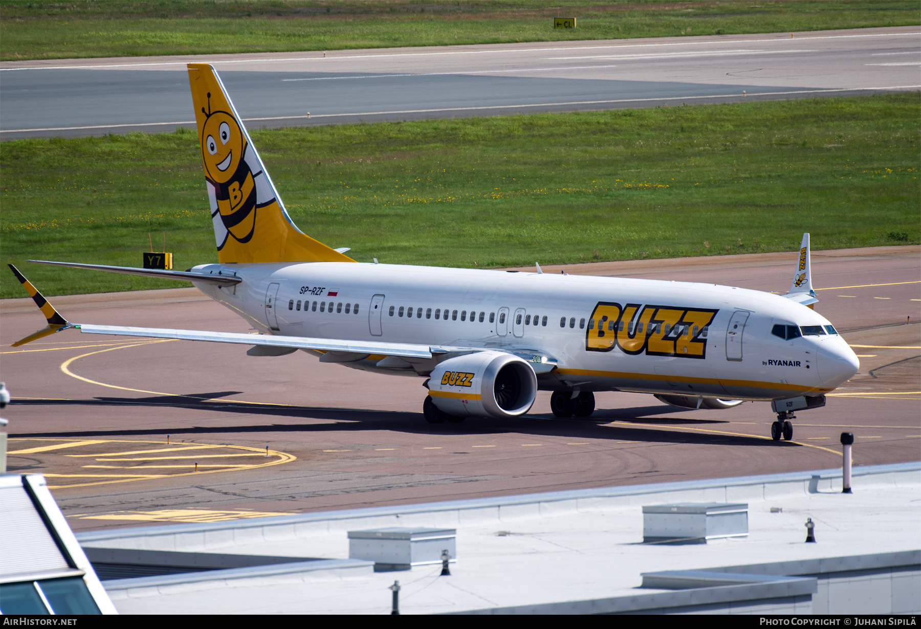 Aircraft Photo of SP-RZF | Boeing 737-8200 Max 200 | Buzz | AirHistory.net #480135