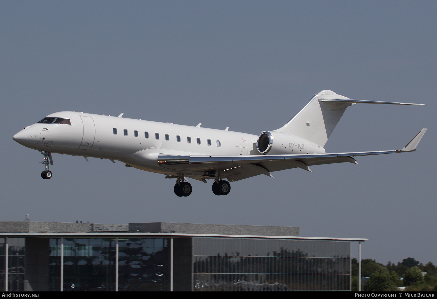 Aircraft Photo of OY-VIZ | Bombardier Global 5000 (BD-700-1A11) | AirHistory.net #480138