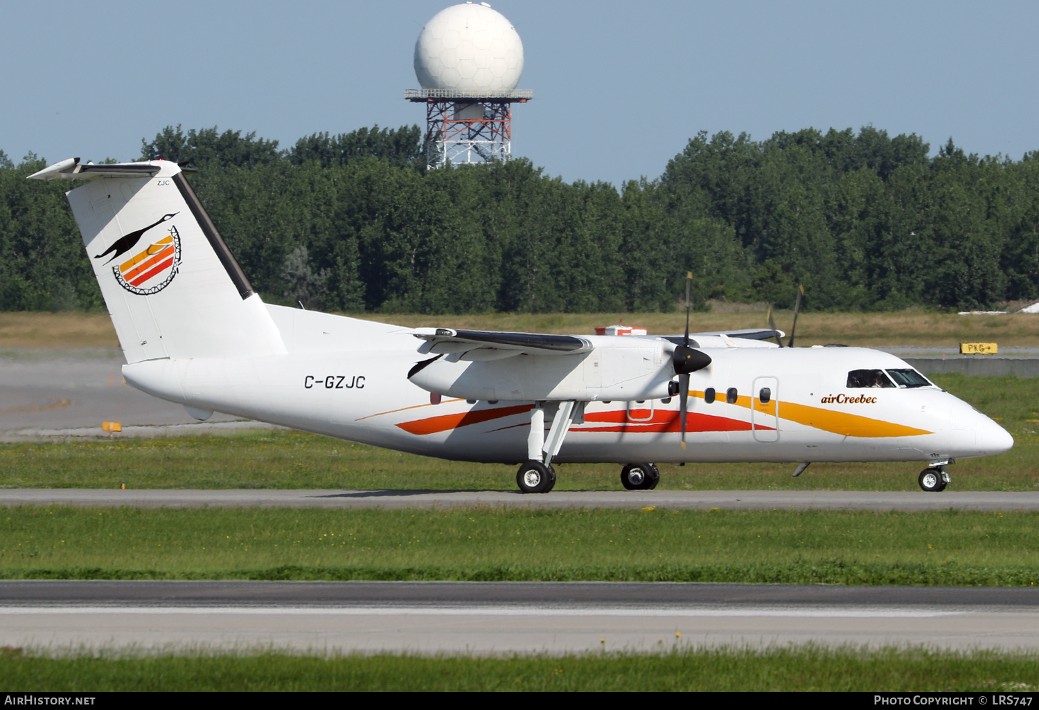 Aircraft Photo of C-GZJC | De Havilland Canada DHC-8-103 Dash 8 | Air Creebec | AirHistory.net #480144