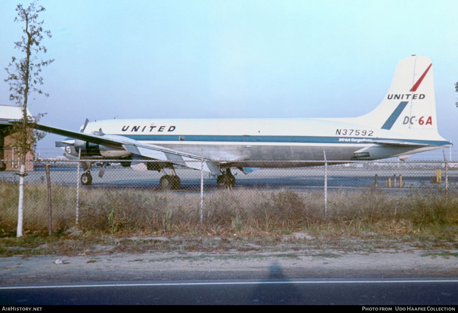 Aircraft Photo of N37592 | Douglas DC-6A | United Air Lines | AirHistory.net #480192