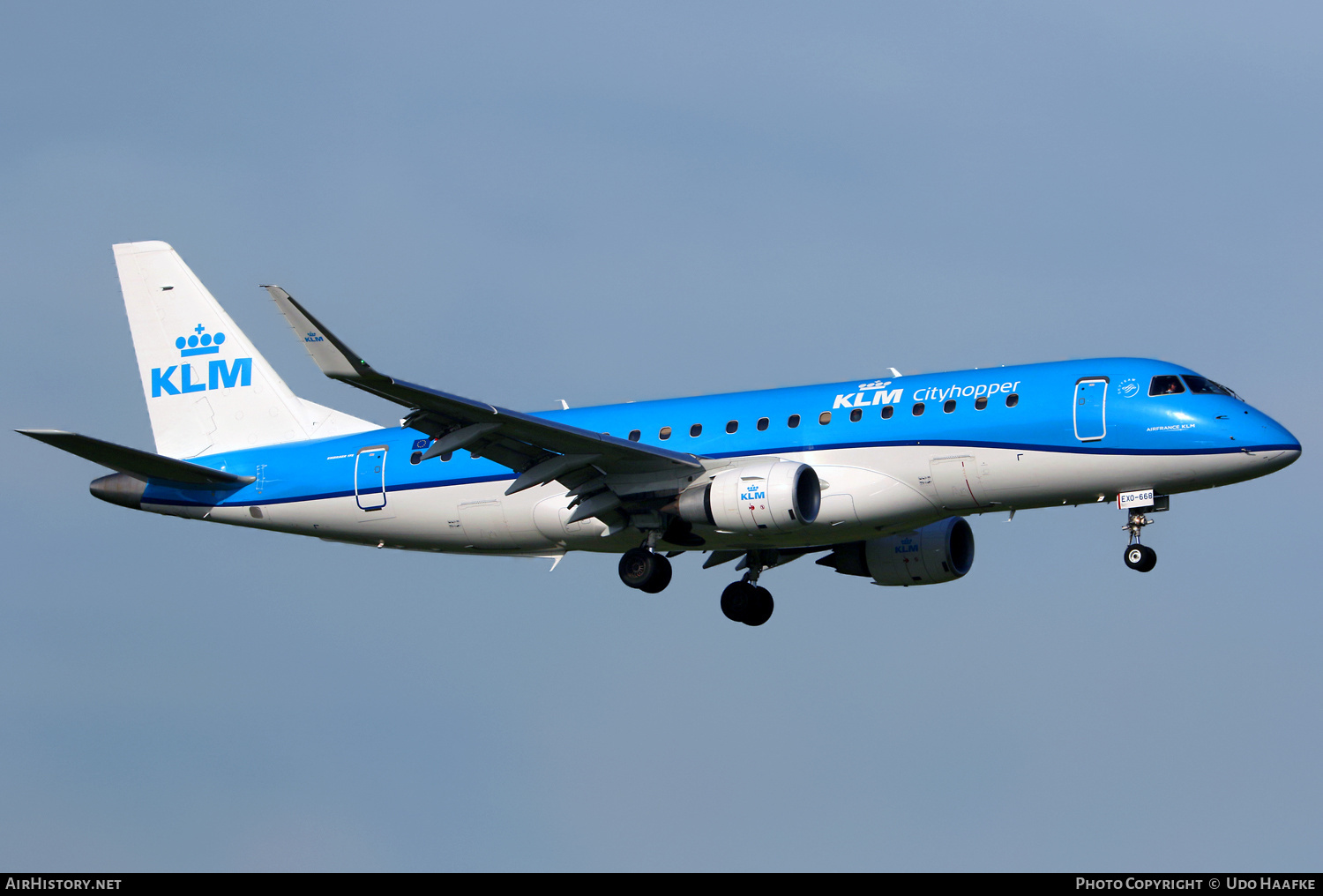 Aircraft Photo of PH-EXO | Embraer 175STD (ERJ-170-200STD) | KLM Cityhopper | AirHistory.net #480273
