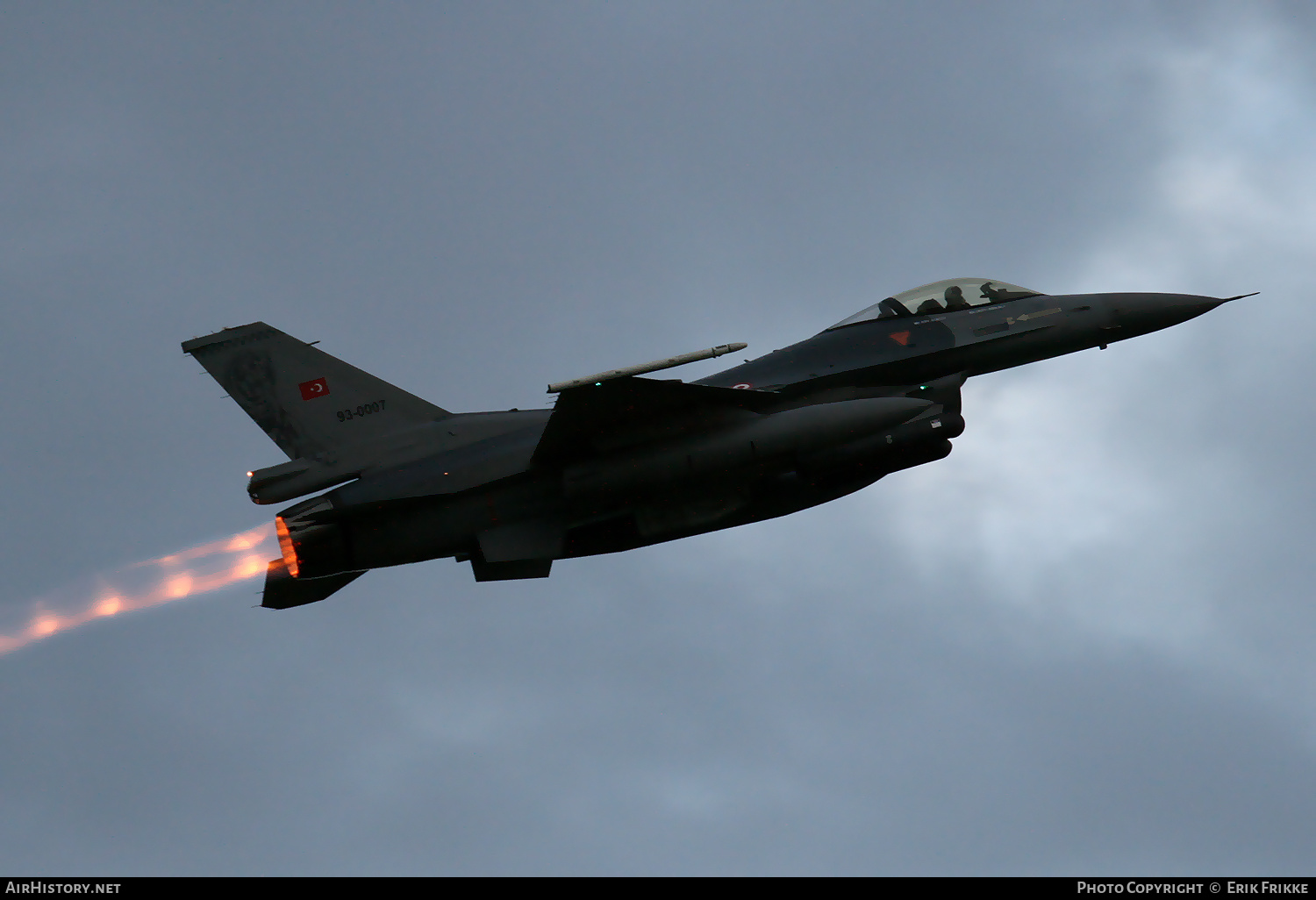 Aircraft Photo of 93-0007 | General Dynamics F-16CG Night Falcon | Turkey - Air Force | AirHistory.net #480276