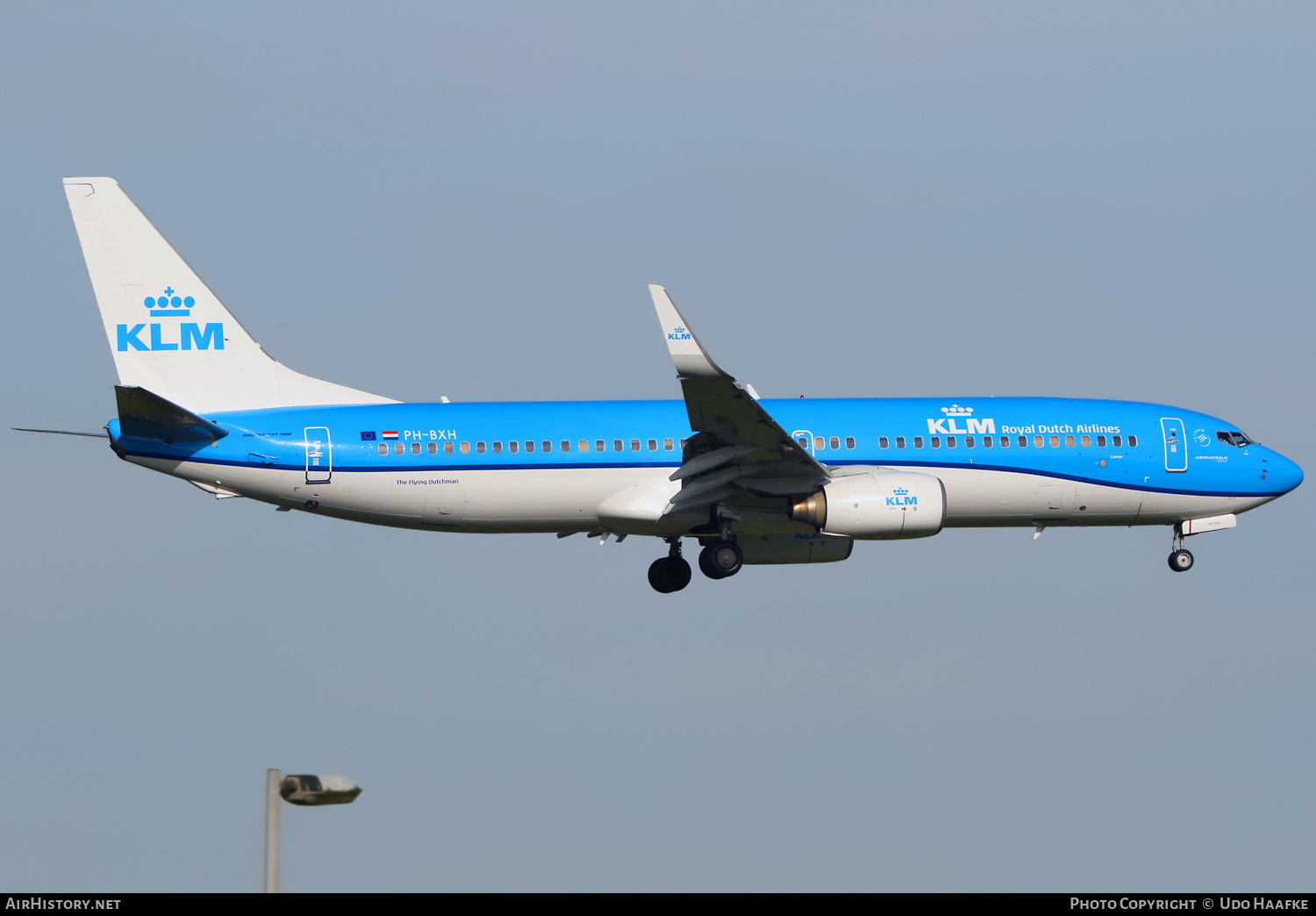 Aircraft Photo of PH-BXH | Boeing 737-8K2 | KLM - Royal Dutch Airlines | AirHistory.net #480316