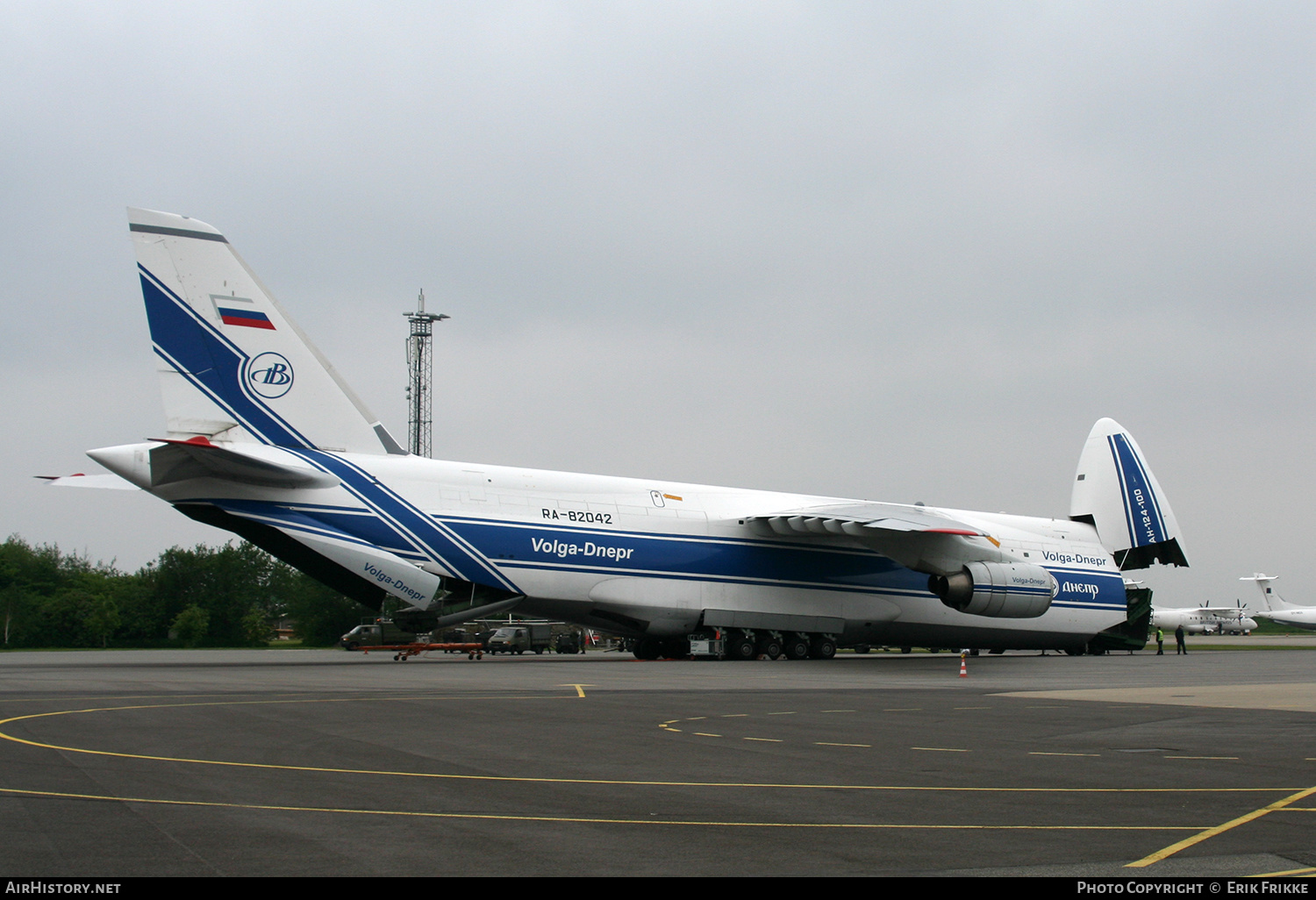 Aircraft Photo of RA-82042 | Antonov An-124-100 Ruslan | Volga-Dnepr Airlines | AirHistory.net #480352
