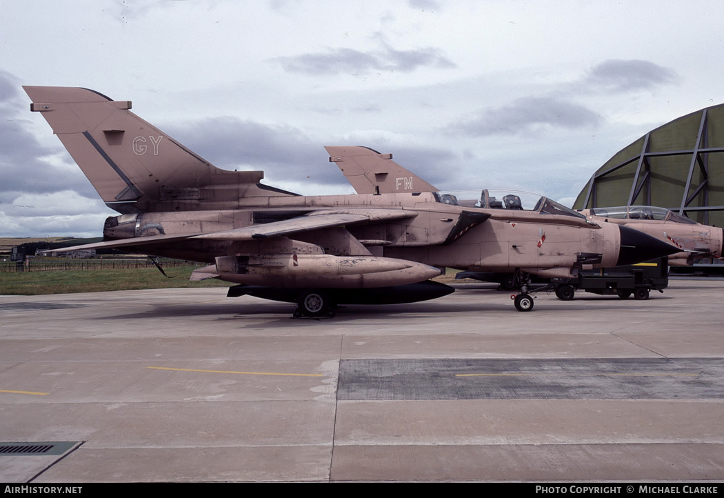 Aircraft Photo of ZA411 | Panavia Tornado GR1 | UK - Air Force | AirHistory.net #480418