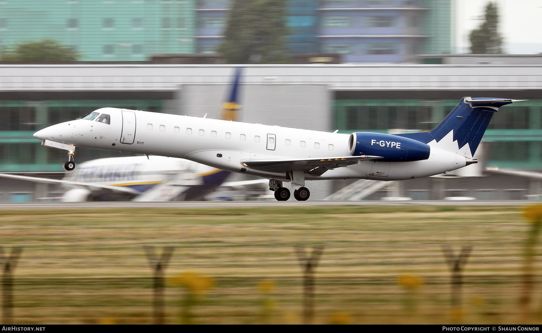 Aircraft Photo of F-GYPE | Embraer ERJ-135LR (EMB-135LR) | Pan Europeenne Air Service | AirHistory.net #480493