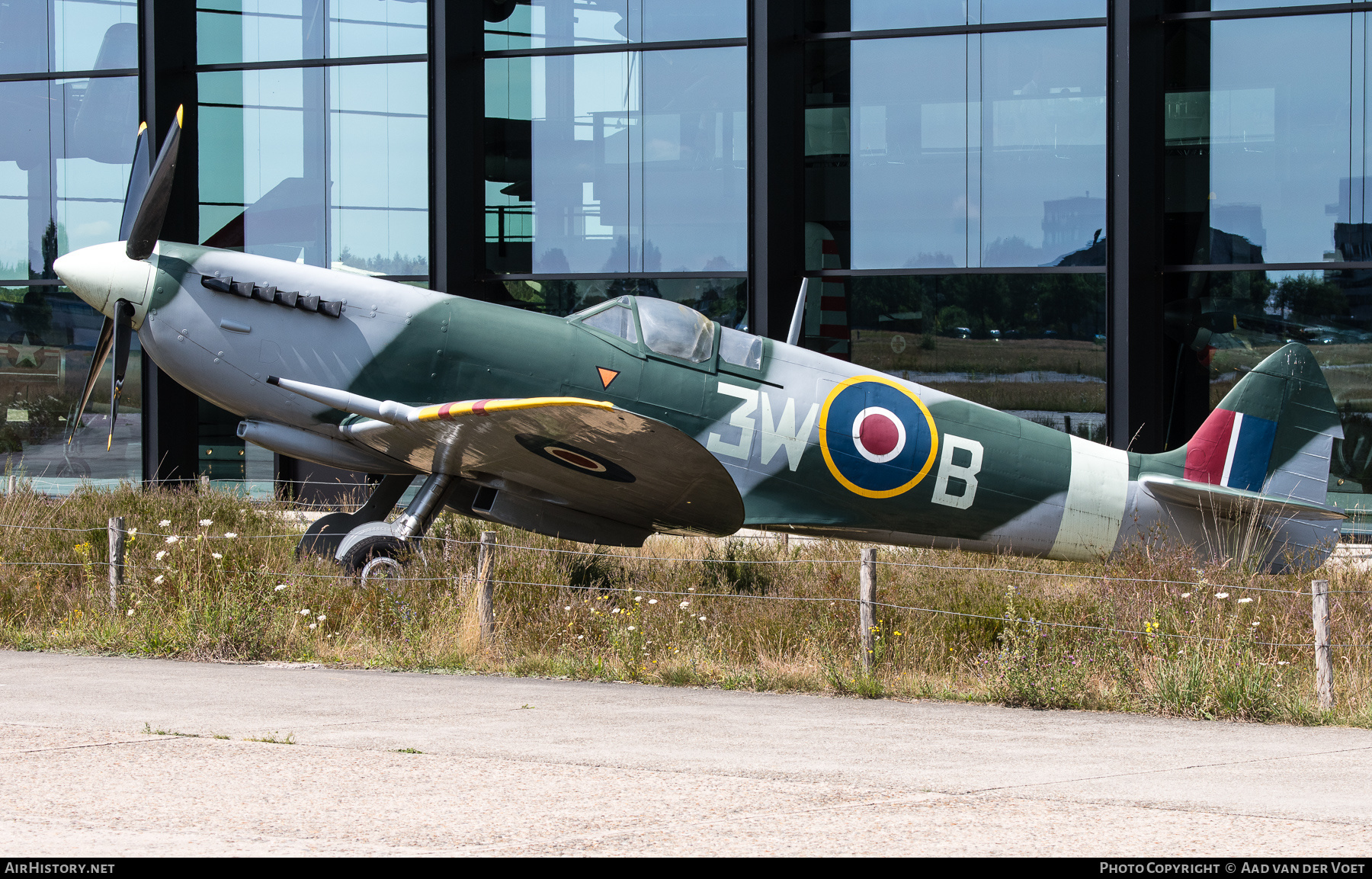 Aircraft Photo of 3W-B | Supermarine 361 Spitfire LF9C (model) | UK - Air Force | AirHistory.net #480511