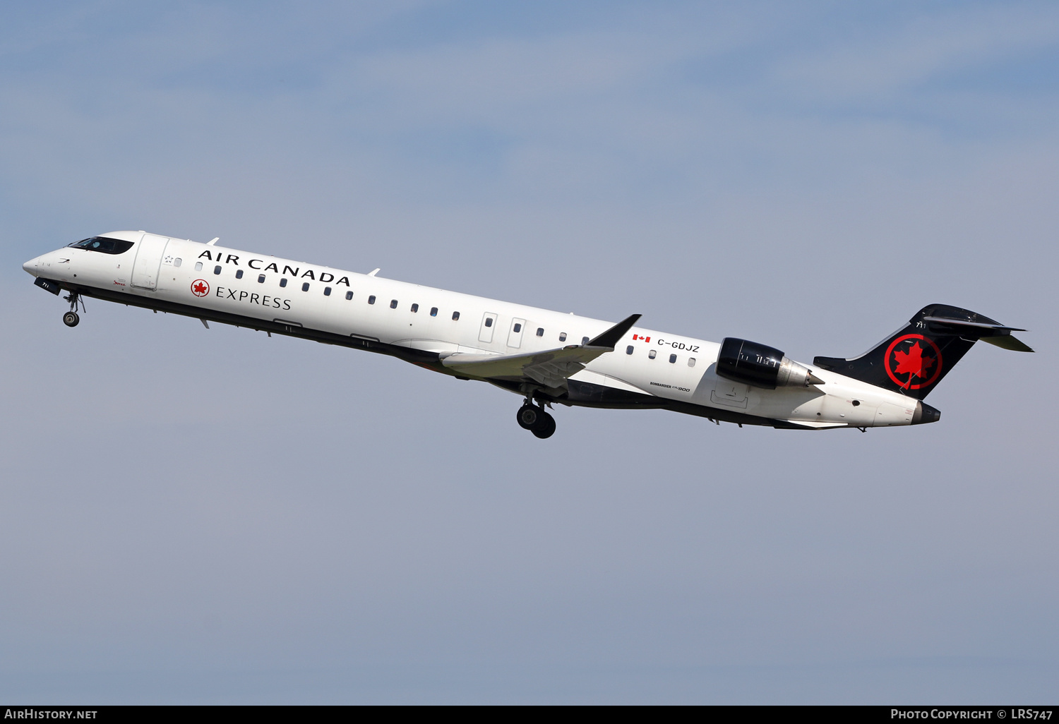 Aircraft Photo of C-GDJZ | Bombardier CRJ-900LR (CL-600-2D24) | Air Canada Express | AirHistory.net #480521