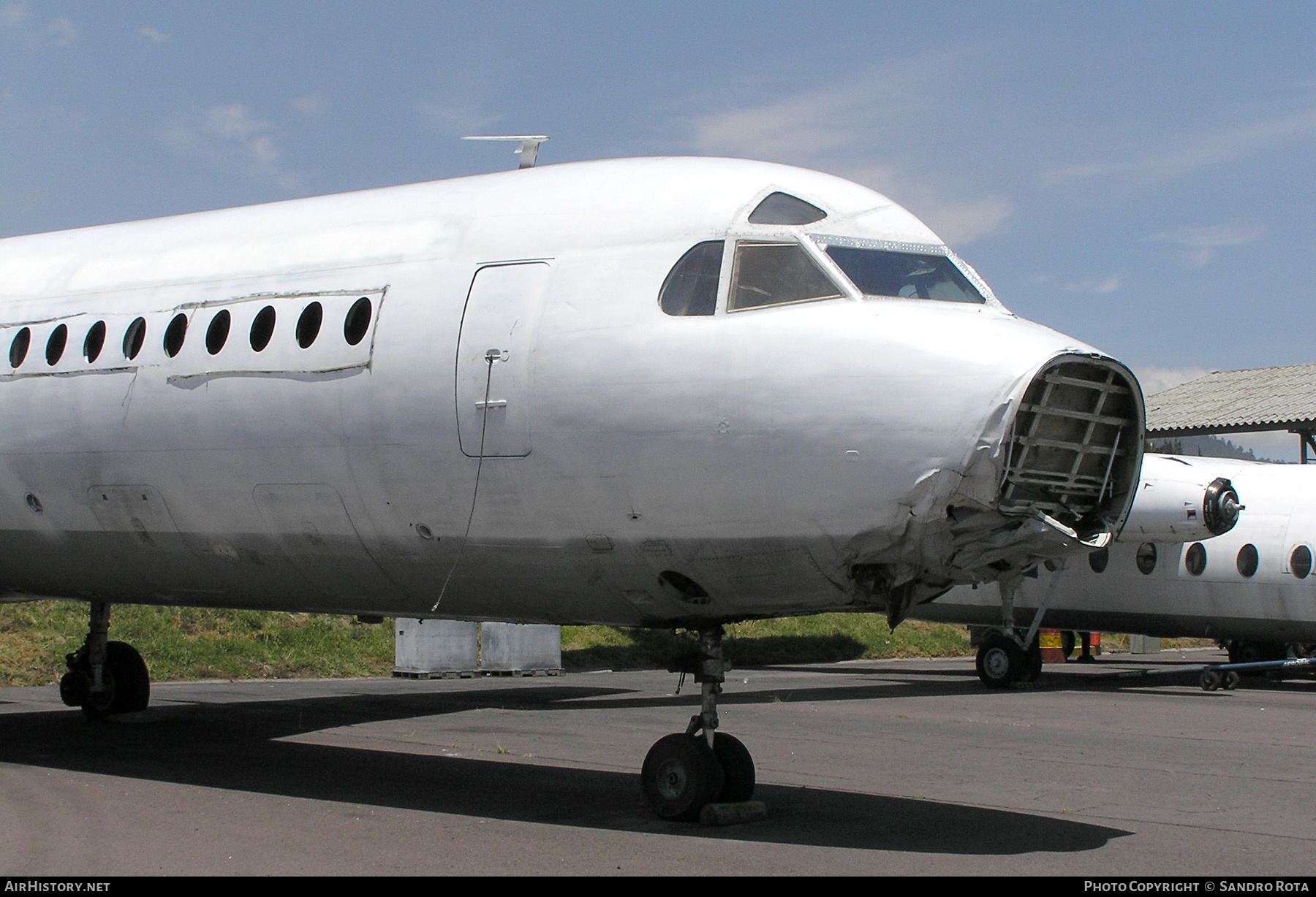 Aircraft Photo of HC-BMD / FAE-220 | Fokker F28-4000 Fellowship | AirHistory.net #480535