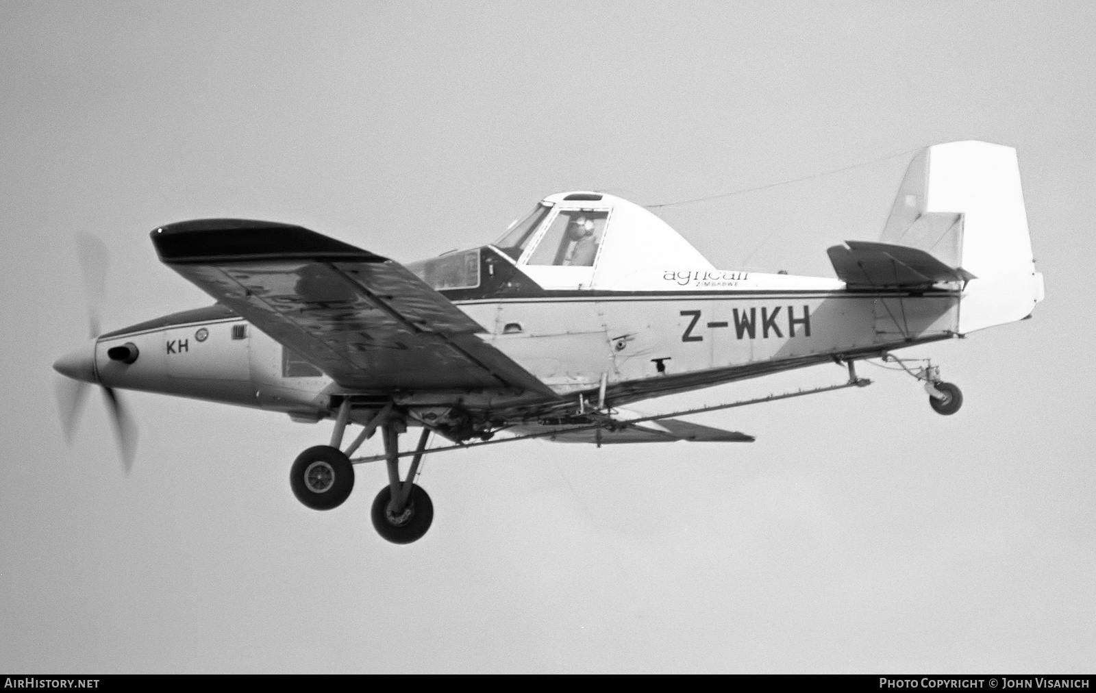 Aircraft Photo of Z-WKH | Aero Commander S-2R(T) Turbo Ag Commander | Agricair | AirHistory.net #480834