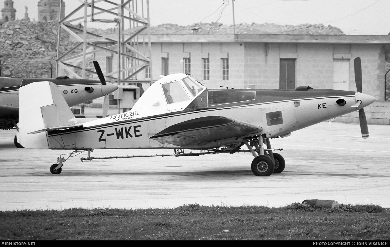Aircraft Photo of Z-WKE | Aero Commander S-2R(T) Turbo Ag Commander | Agricair | AirHistory.net #480845