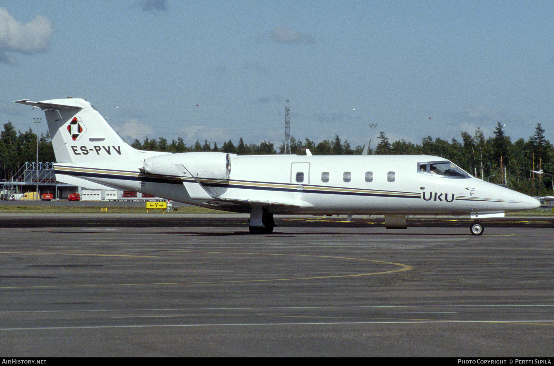 Aircraft Photo of ES-PVV | Gates Learjet 55 | UKU | AirHistory.net #480973