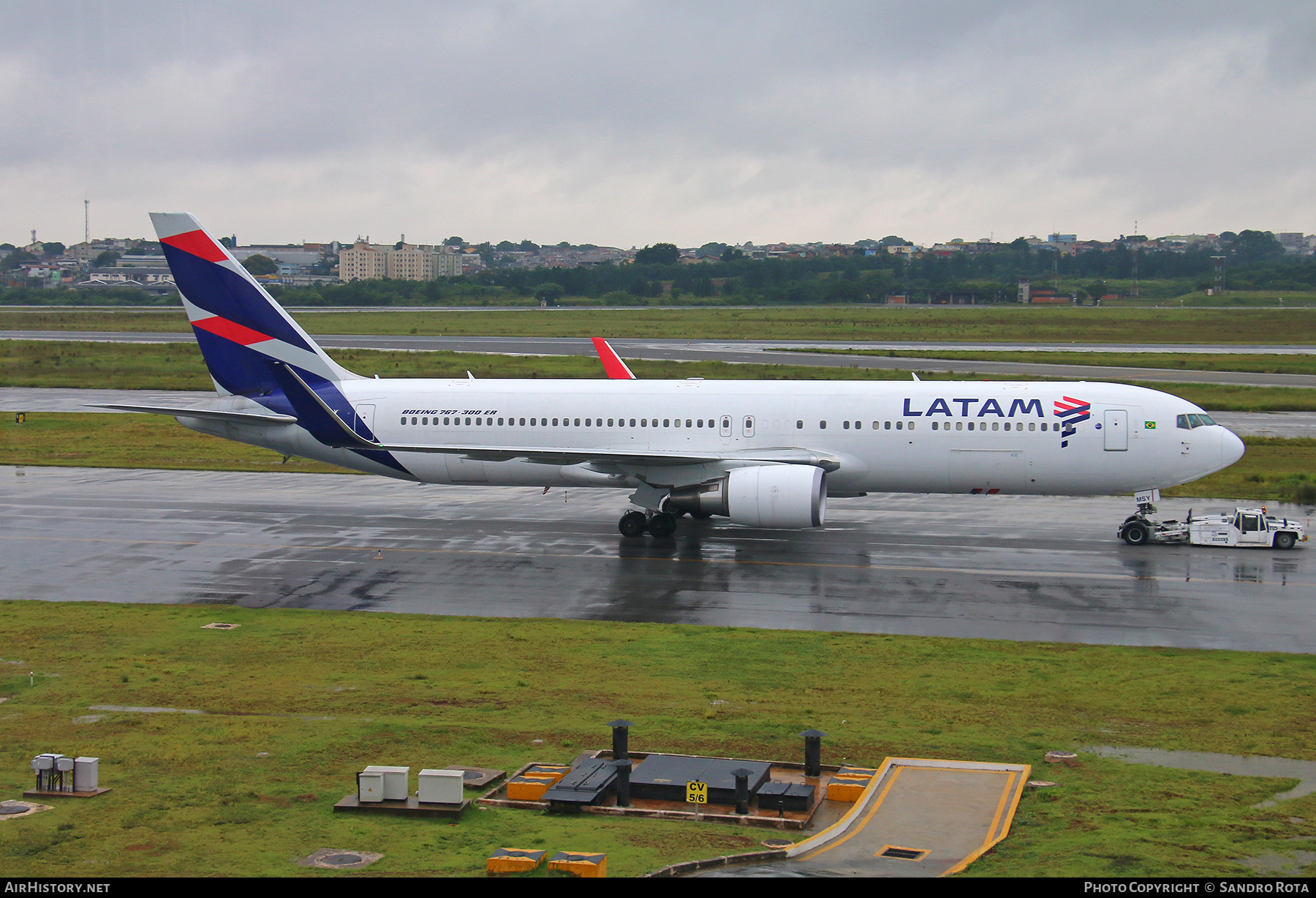 Aircraft Photo of PT-MSY | Boeing 767-316/ER | LATAM Airlines | AirHistory.net #481009