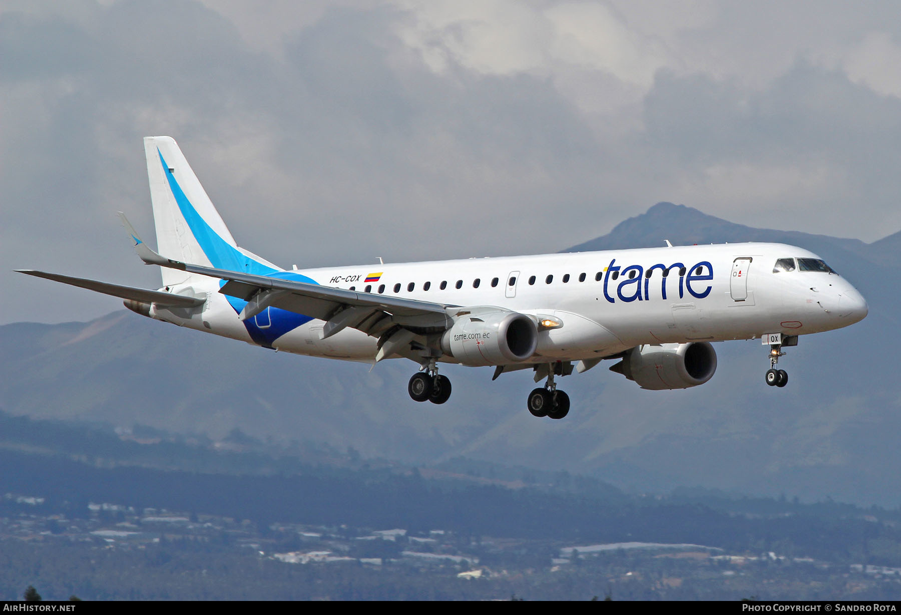 Aircraft Photo of HC-COX | Embraer 190AR (ERJ-190-100IGW) | TAME Línea Aérea del Ecuador | AirHistory.net #481016