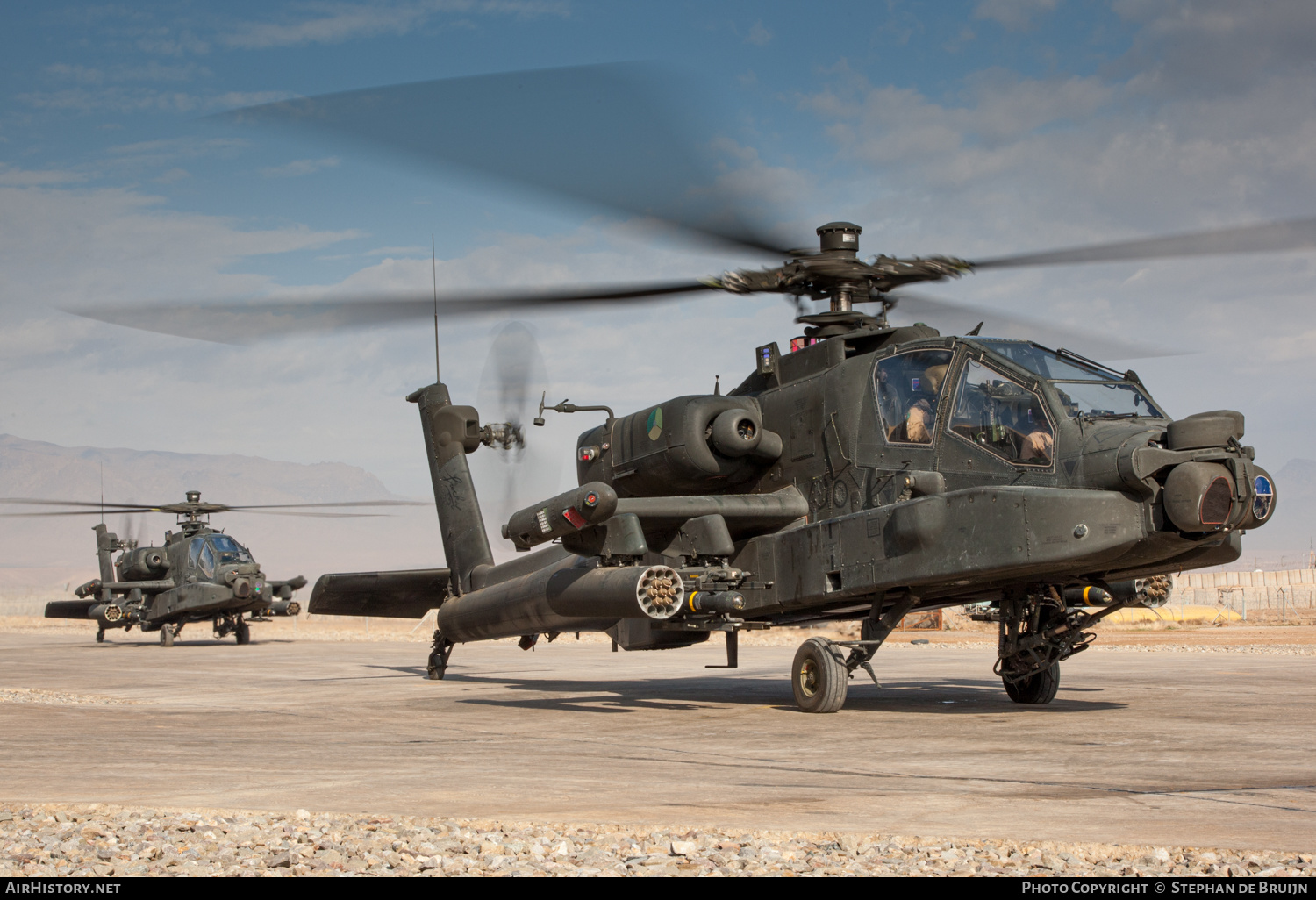 Aircraft Photo of Q-13 | Boeing AH-64D Apache | Netherlands - Air Force | AirHistory.net #481068