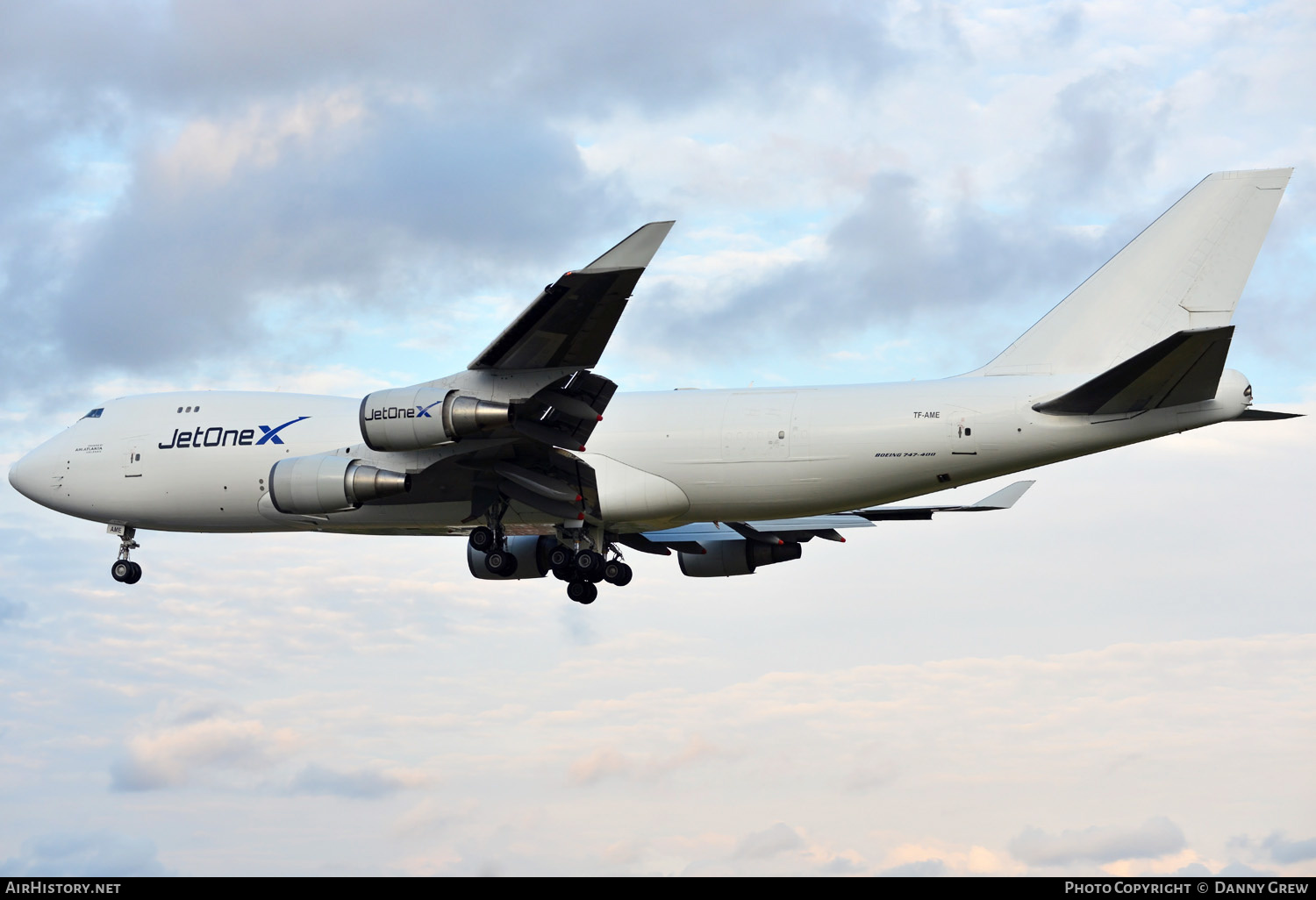 Aircraft Photo of TF-AME | Boeing 747-409F/SCD | JetOneX | AirHistory.net #481118