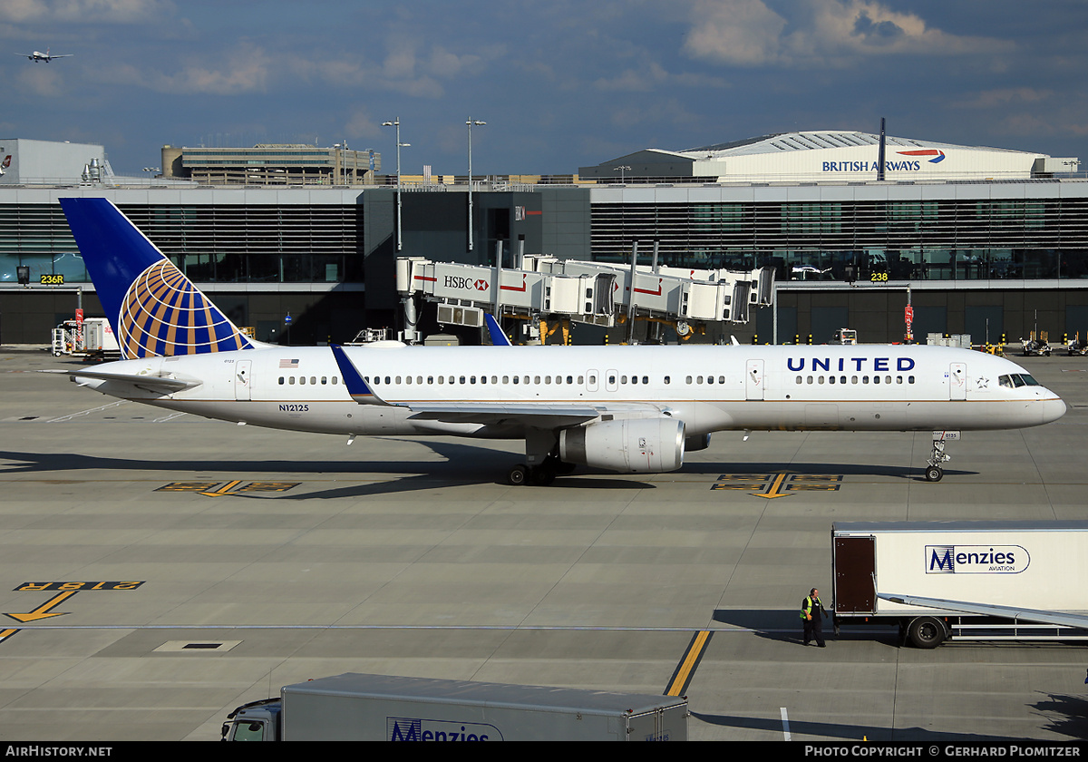 Aircraft Photo of N12125 | Boeing 757-224 | United Airlines | AirHistory.net #481172