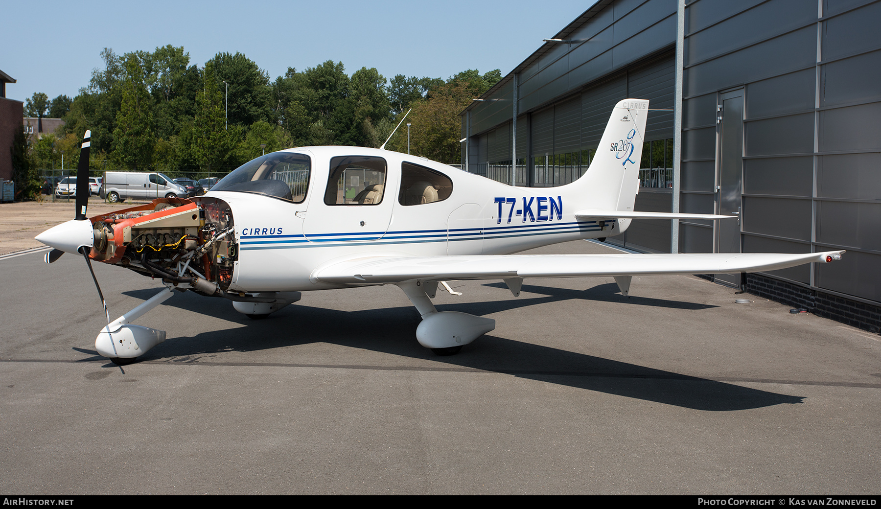 Aircraft Photo of T7-KEN | Cirrus SR-20 G2 | Aviation Sales International | AirHistory.net #481224